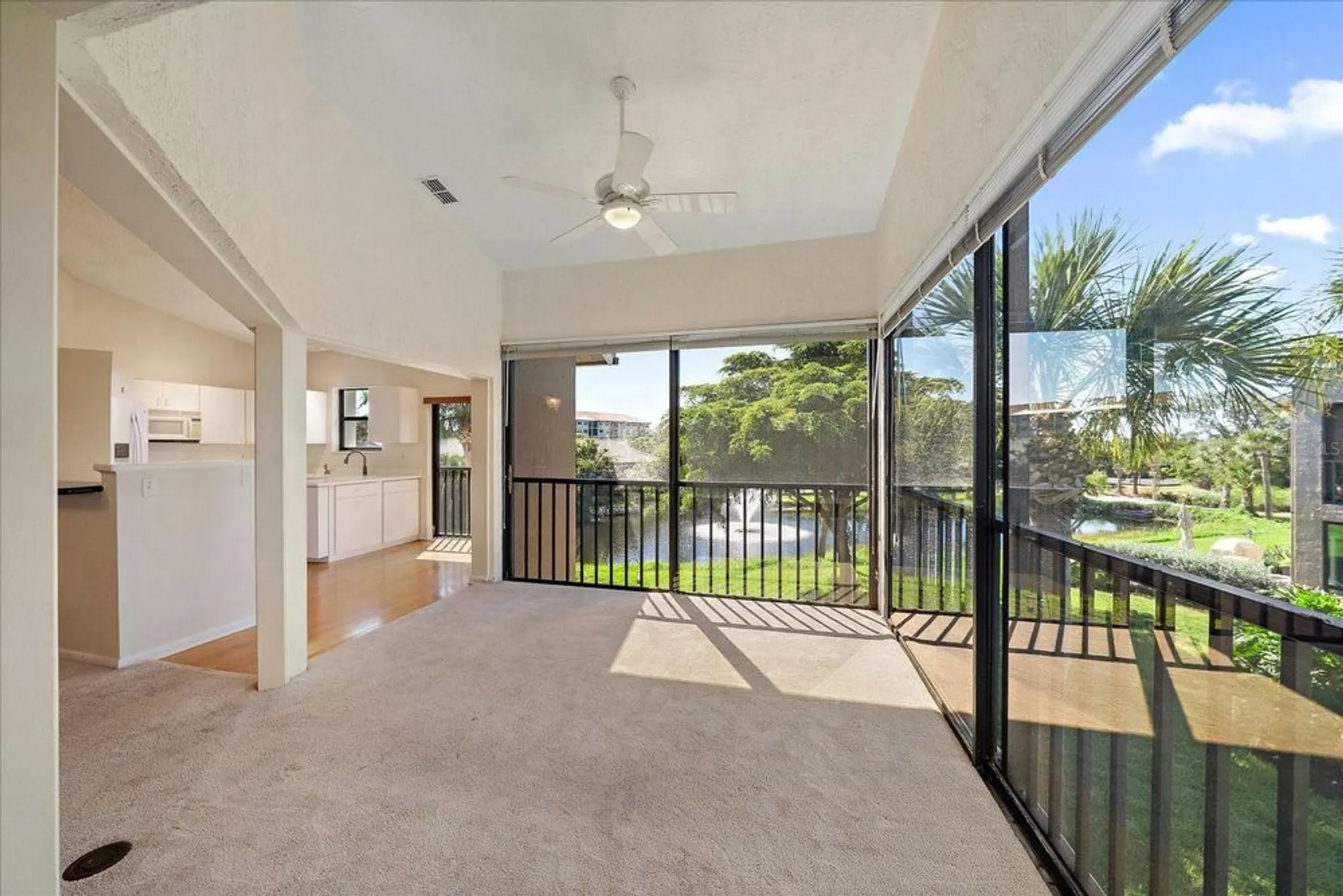 Property Slideshow image 23 of 44 | 5268 heron way 204, Sarasota, FL, 34231