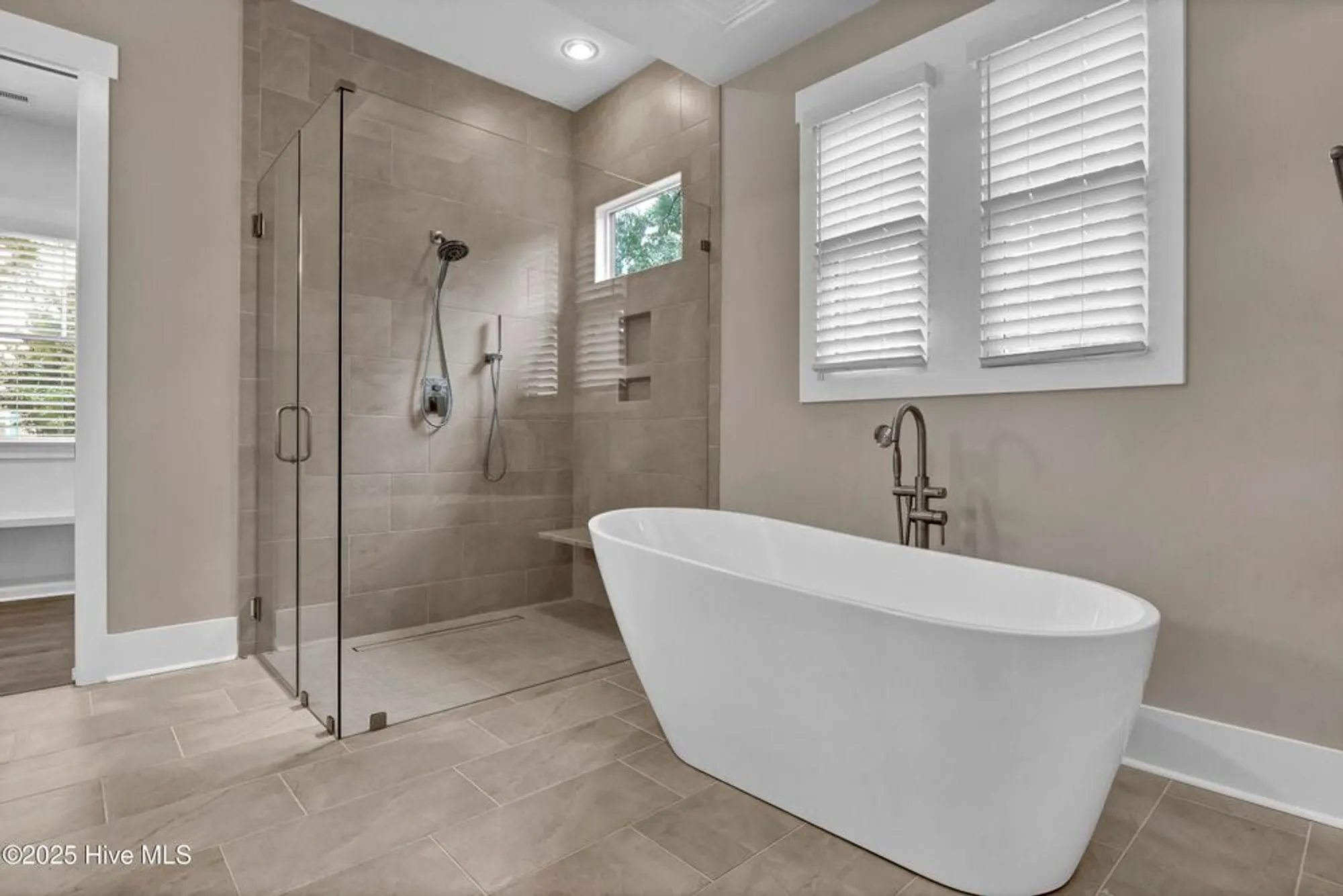 Property Slideshow image 14 of 77 | 9362 fallen pear ln, Leland, NC, 28451