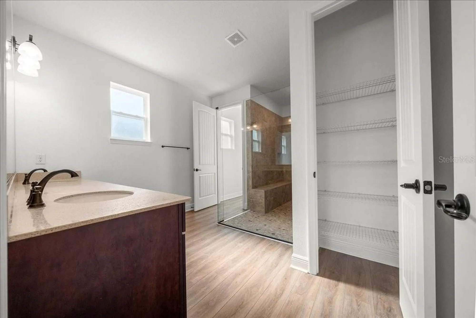 Property Slideshow image 5 of 63 | 8233 sw 93rd ter, Ocala, FL, 34481