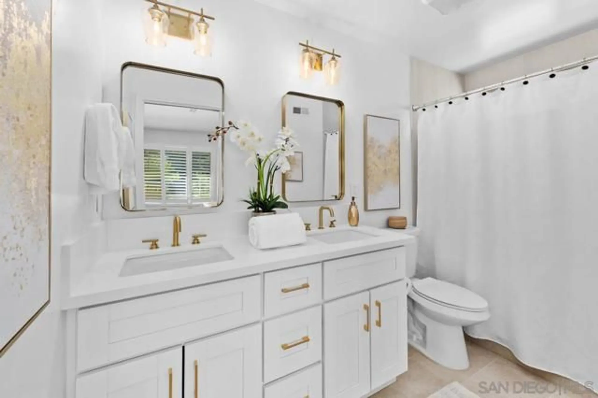 Property Slideshow image 21 of 48 | 12687 senda acantilada, San Diego, CA, 92128