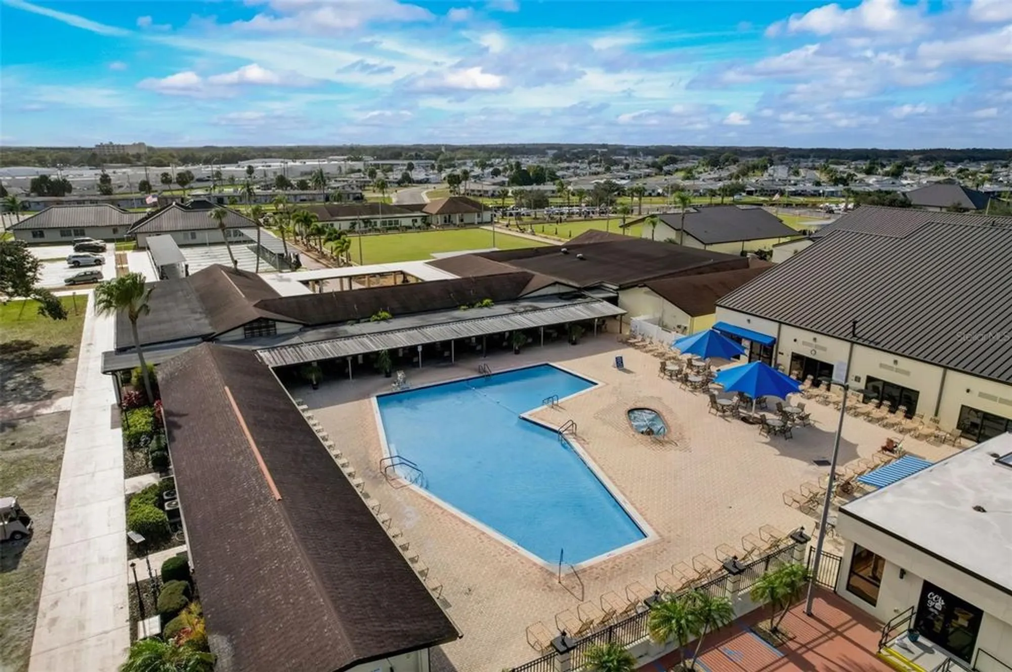 Property Slideshow image 37 of 48 | 722 tam o shanter ave, Sun City Center, FL, 33573