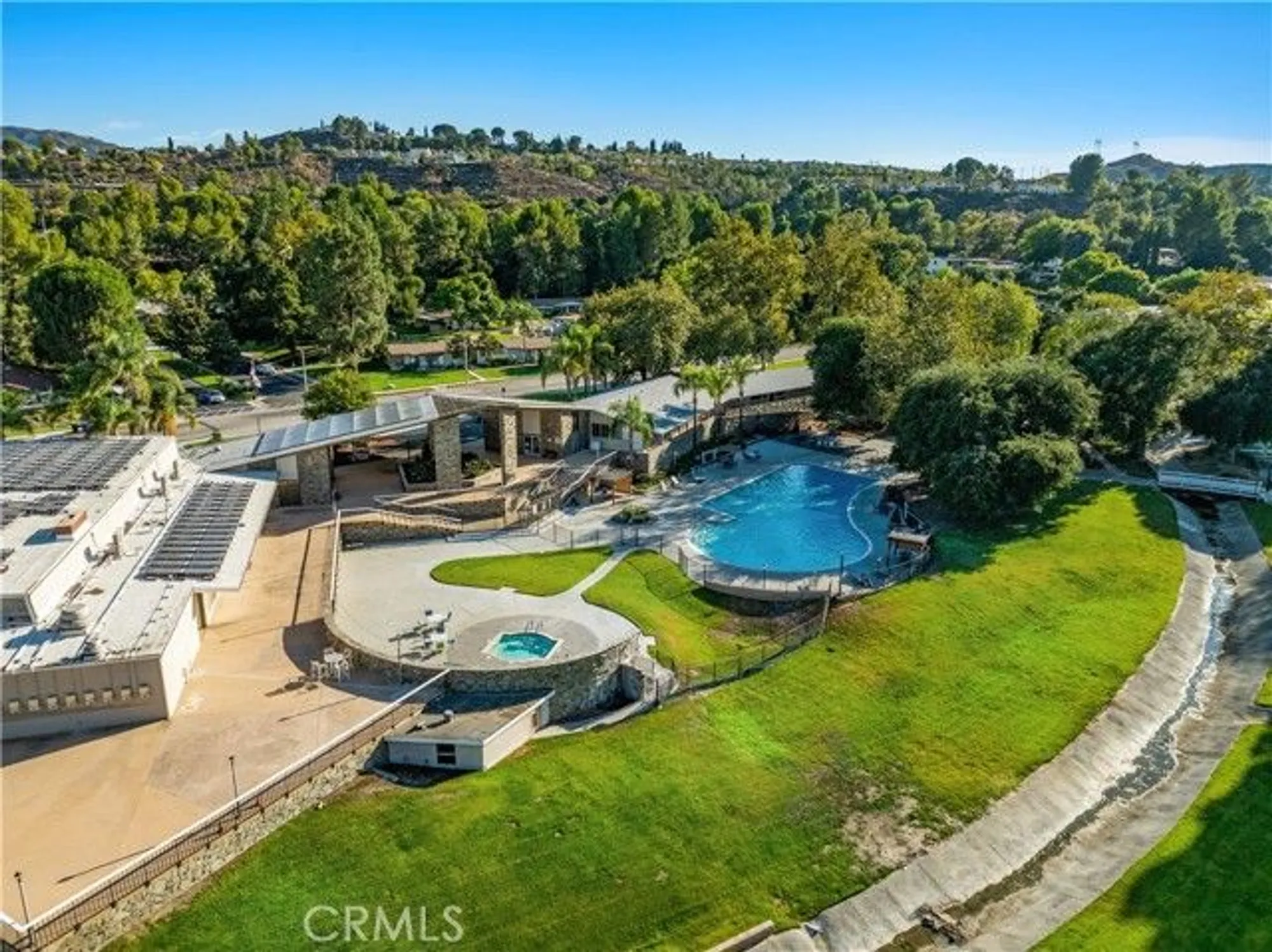 Property Slideshow image 21 of 31 | 19126 avenue of the oaks c, Newhall, CA, 91321