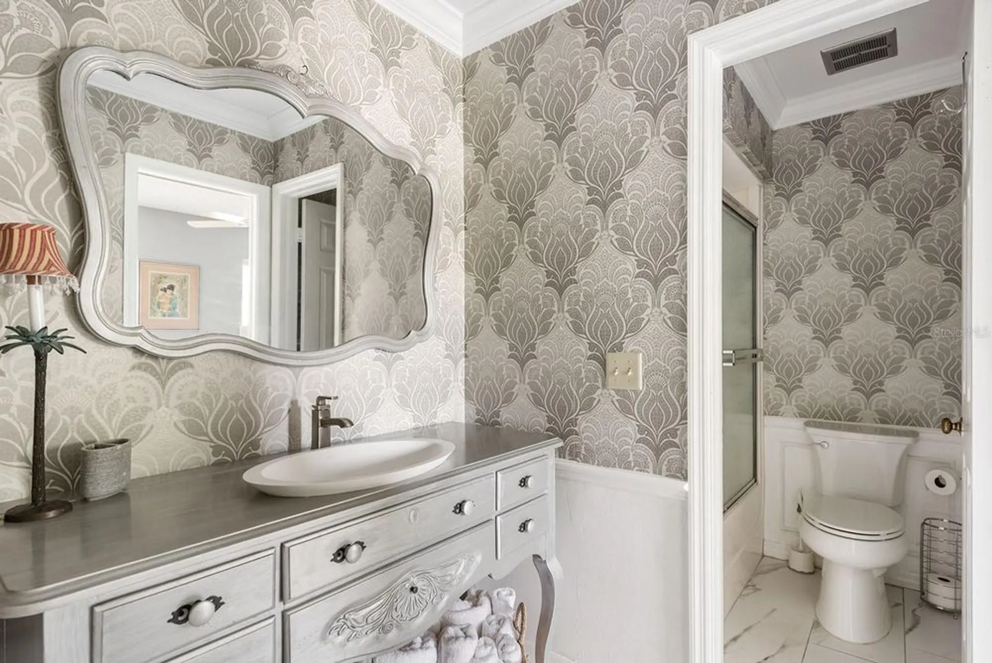 Property Slideshow image 31 of 73 | 1 curacao cir 44, Englewood, FL, 34223