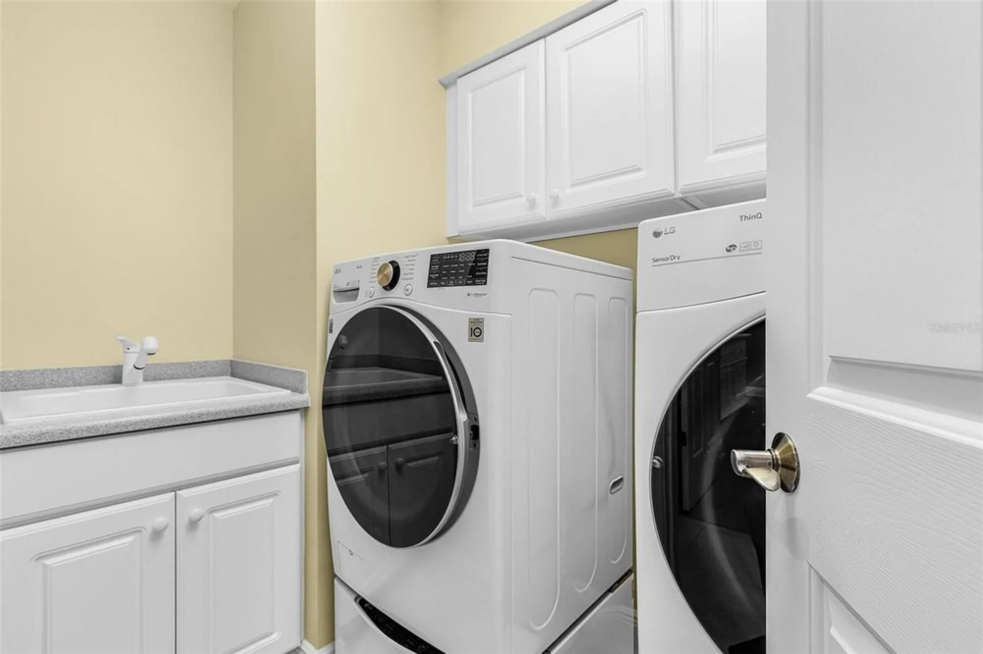 Property Slideshow image 35 of 58 | 3333 sunset key cir unit 103, Punta Gorda, FL, 33955