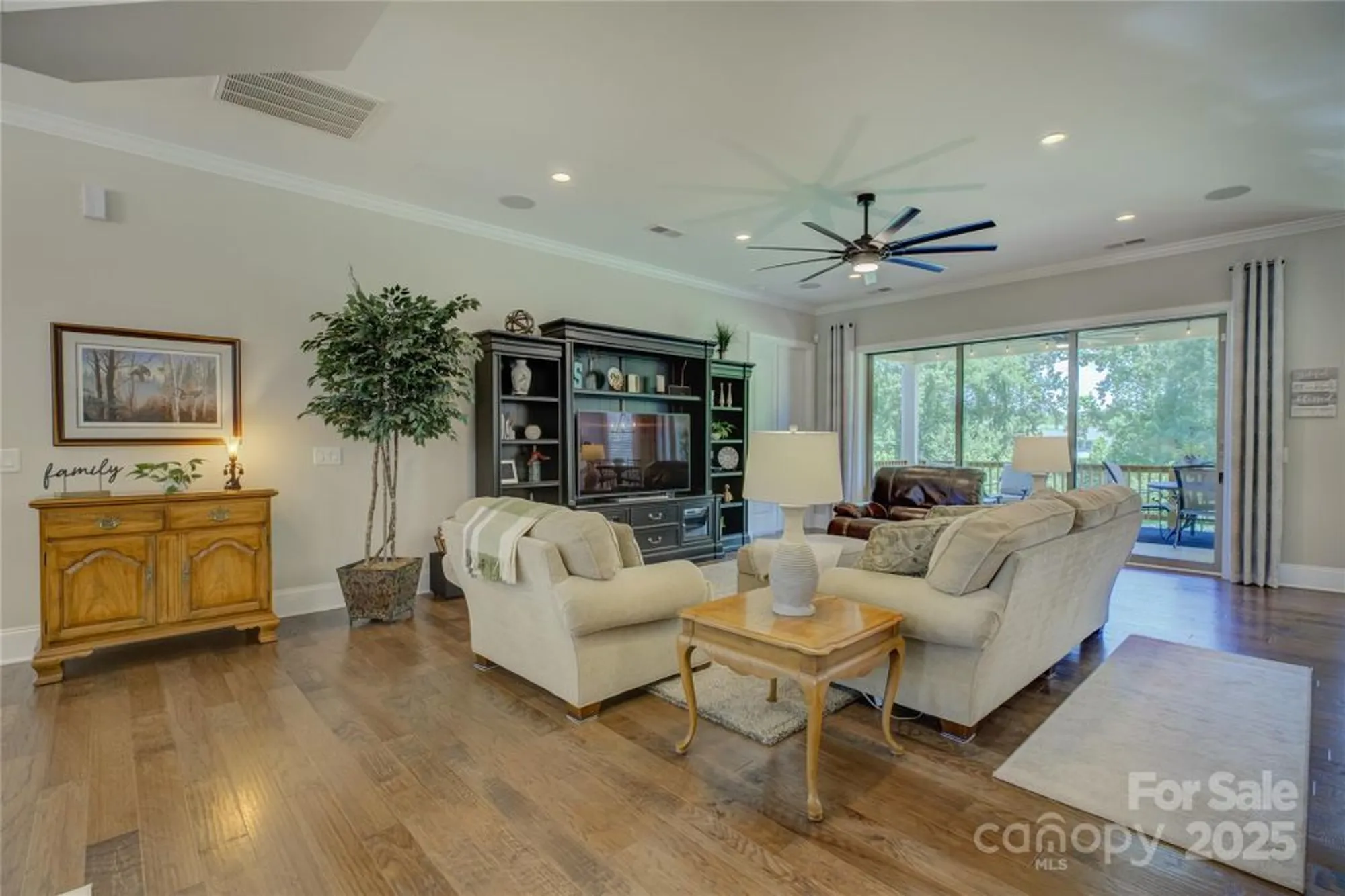 Property Slideshow image 7 of 48 | 16010 vale ridge dr, Charlotte, NC, 28278