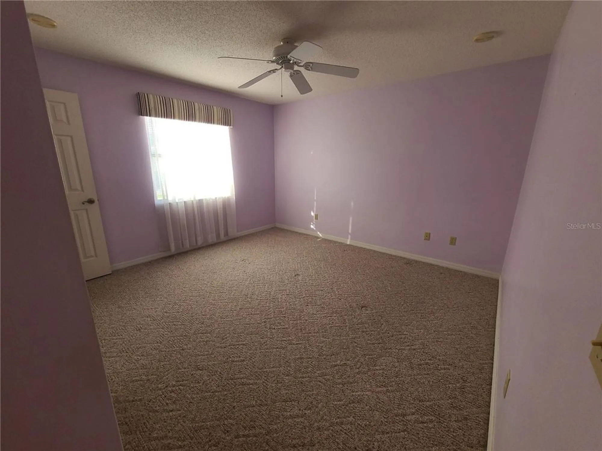 Property Slideshow image 14 of 16 | 1209 maria ct, The Villages, FL, 32159