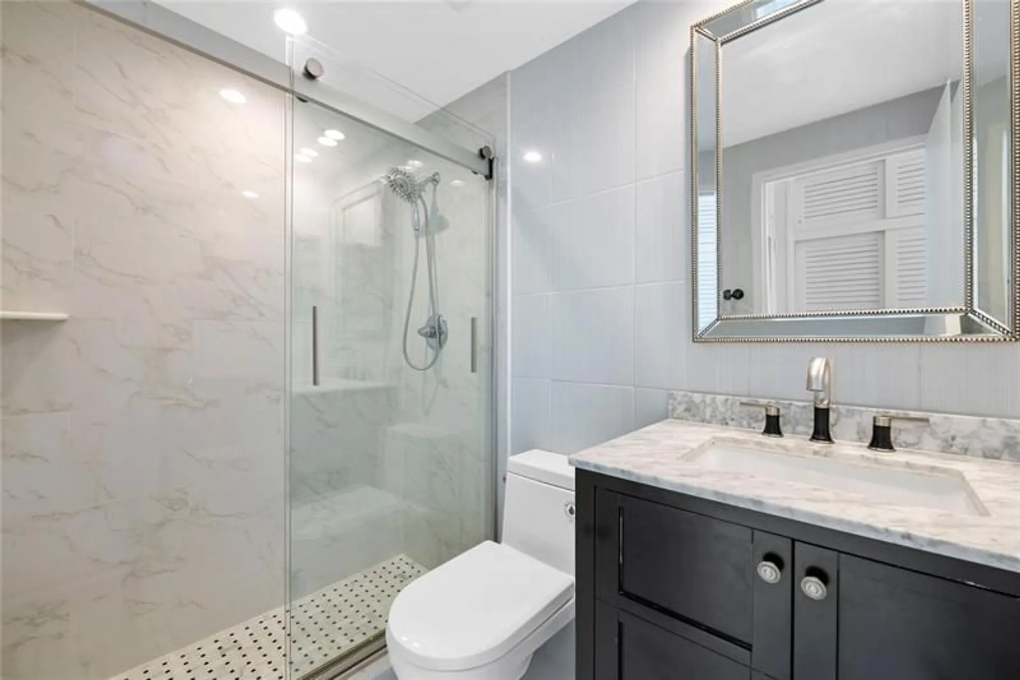 Property Slideshow image 24 of 61 | 3300 ne 36th st 1416, Fort Lauderdale, FL, 33308