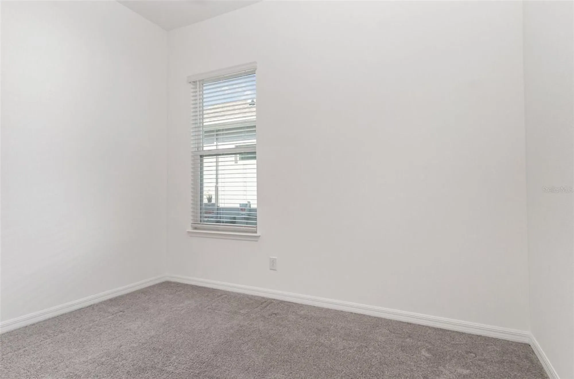 Property Slideshow image 27 of 35 | 2017 flora pass pl, Kissimmee, FL, 34747