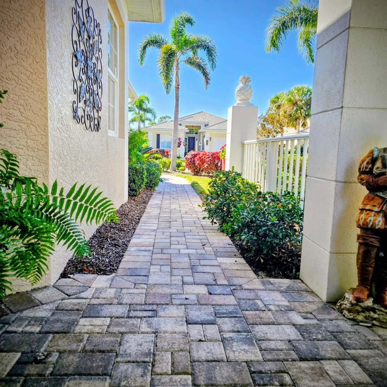 Property Slideshow image 66 of 86 | 1613 lancashire dr, Venice, FL, 34293