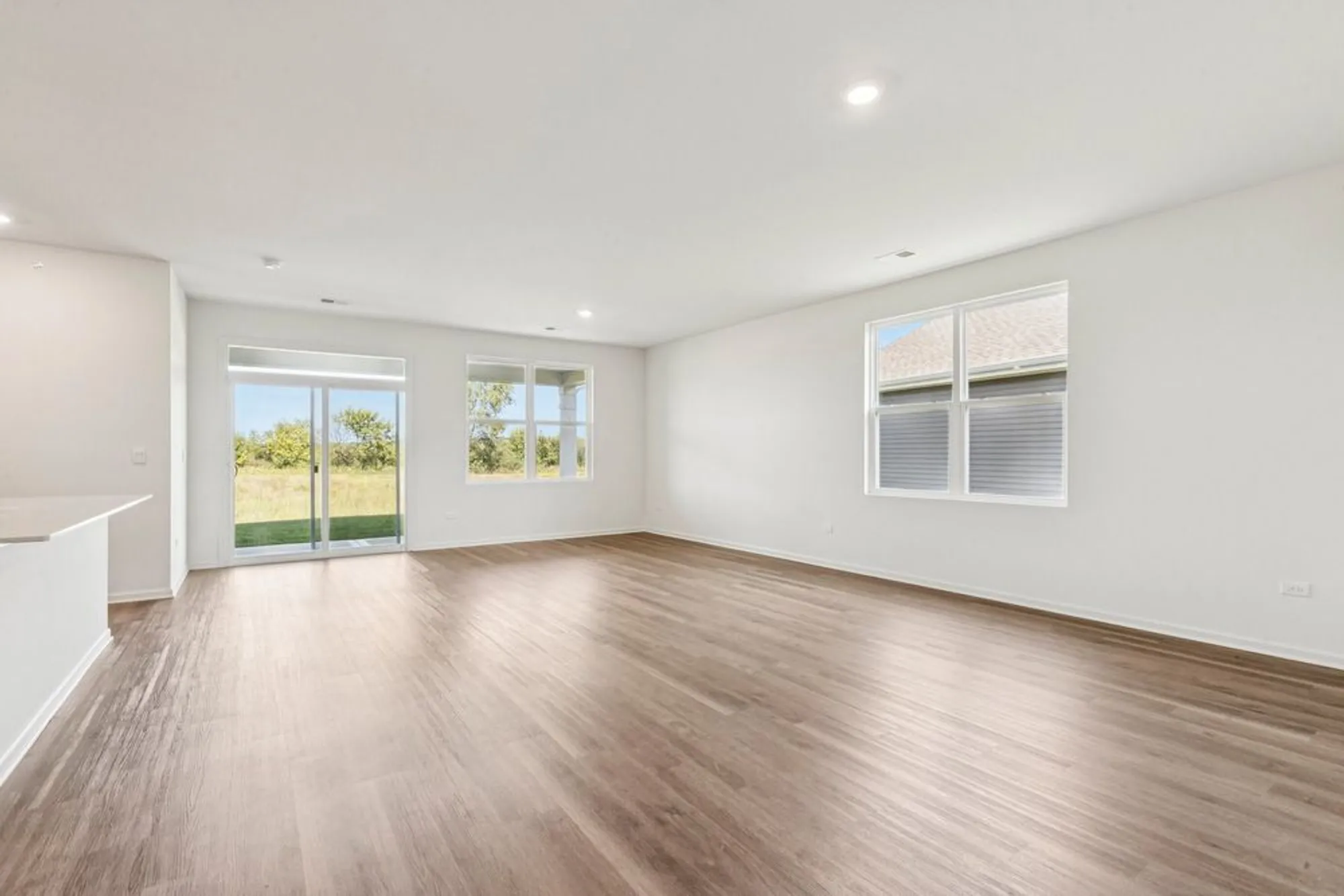 Property Slideshow image 13 of 39 | 2631 harnish dr, Algonquin, IL, 60102