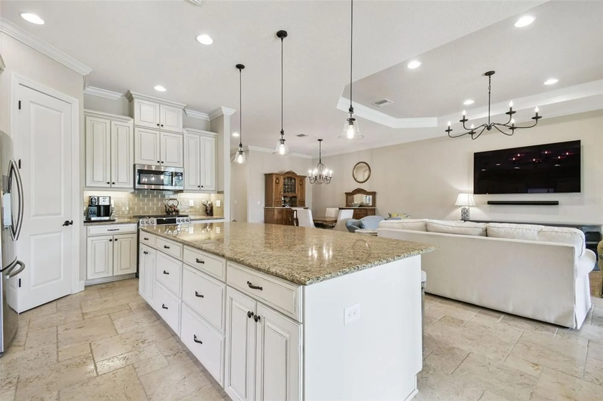 Property Slideshow image 7 of 70 | 8621 grand alberato rd, Tampa, FL, 33647