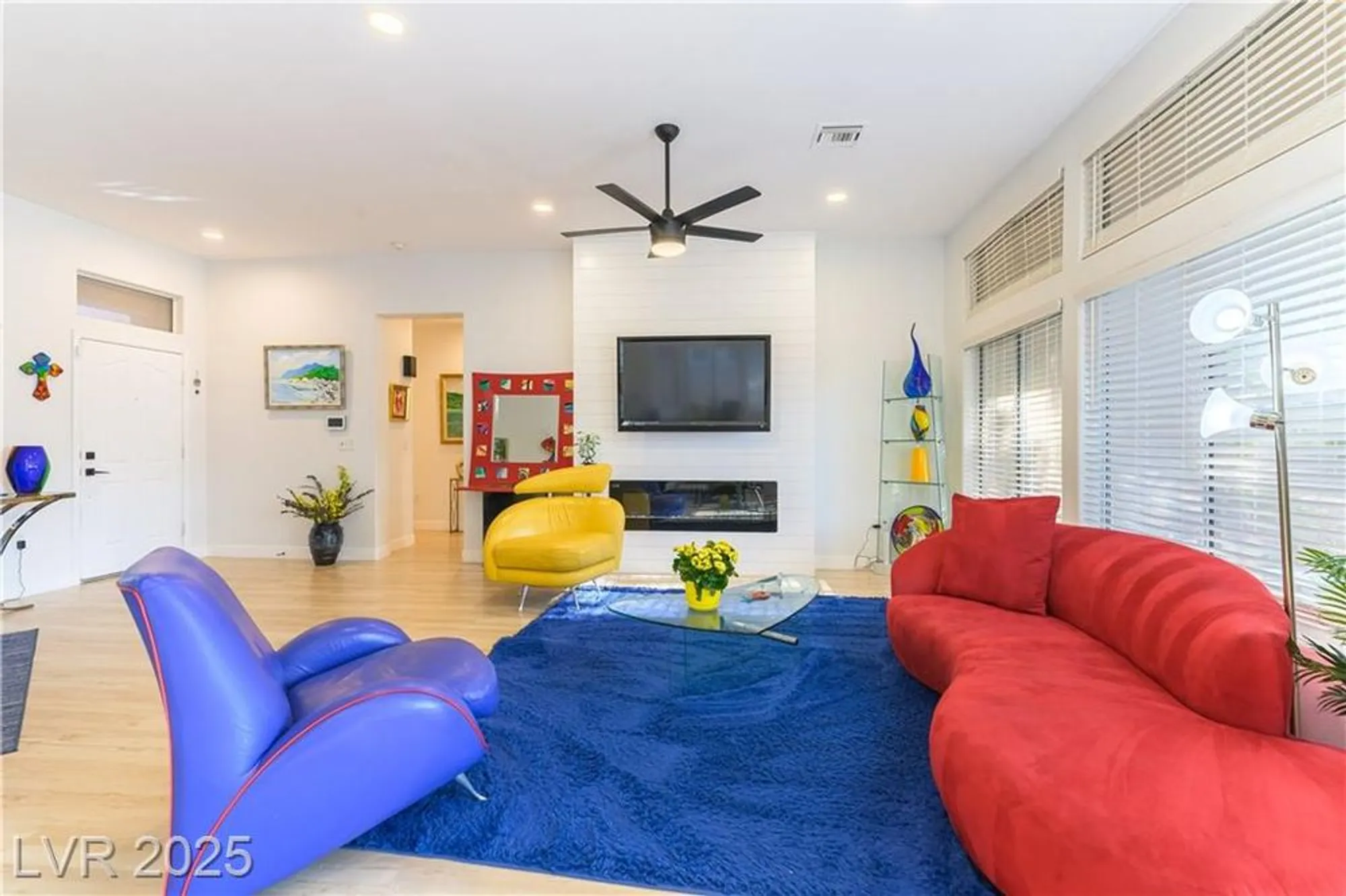 Property Slideshow image 5 of 27 | 2011 sun cliffs st, Las Vegas, NV, 89134