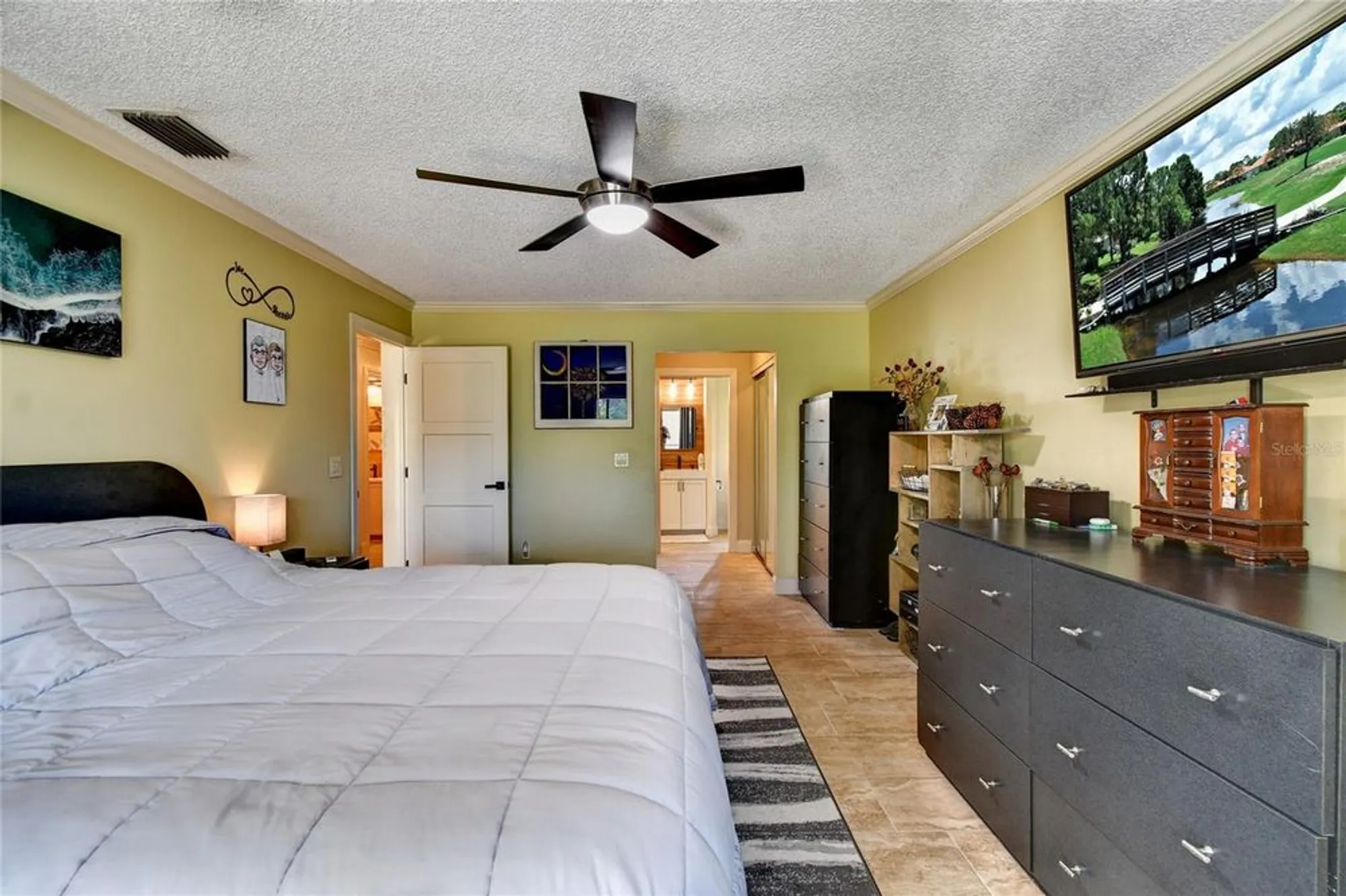 Property Slideshow image 30 of 43 | 3001 matecumbe key rd apt 2, Punta Gorda, FL, 33955