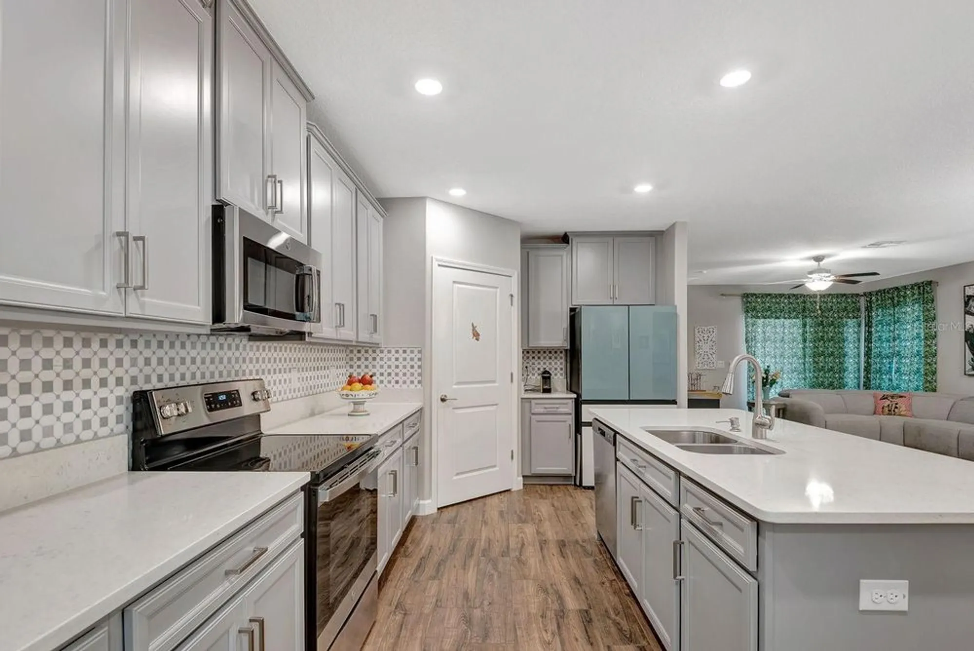 Property Slideshow image 13 of 60 | 17003 clear cork dr, Wimauma, FL, 33598