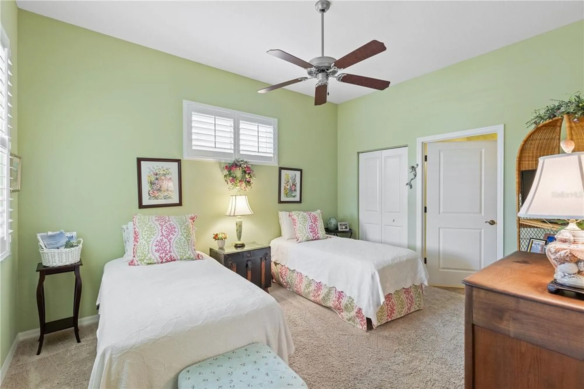 Property Slideshow image 25 of 60 | 1627 lancashire dr, Venice, FL, 34293