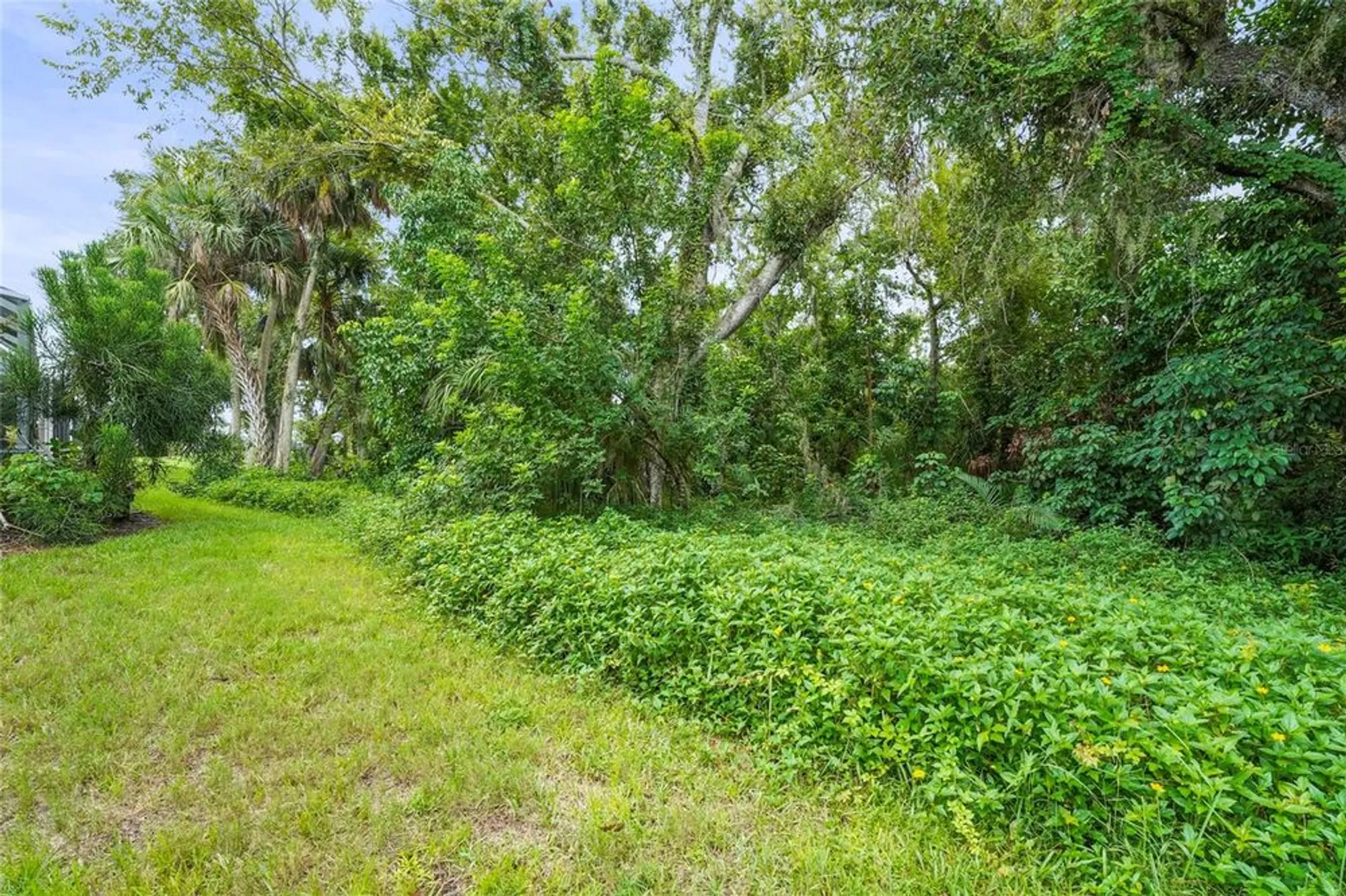 Property Slideshow image 38 of 54 | 4840 lakescene pl, Sarasota, FL, 34243