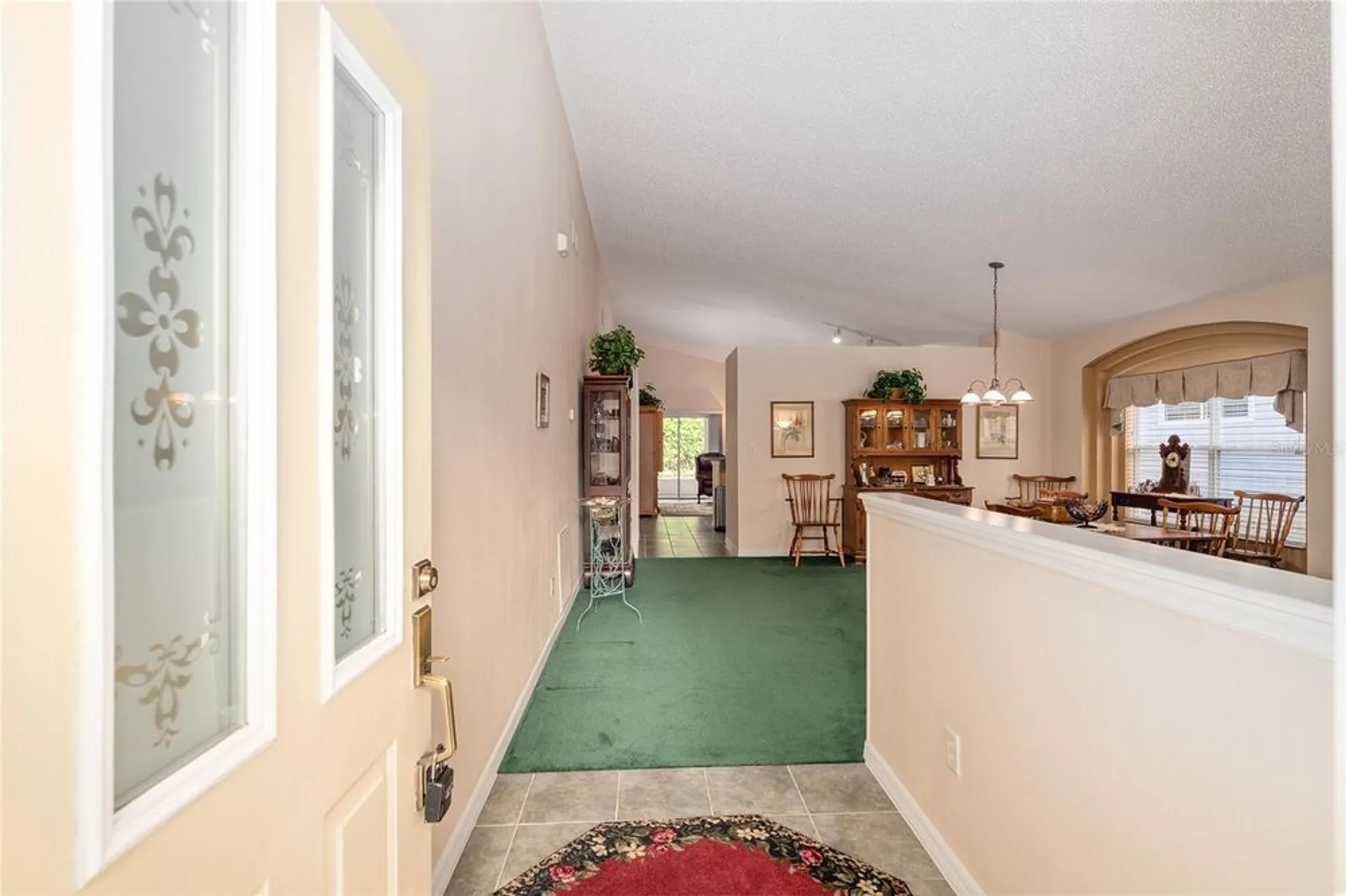 Property Slideshow image 7 of 37 | 24817 cranes roost cir, Leesburg, FL, 34748