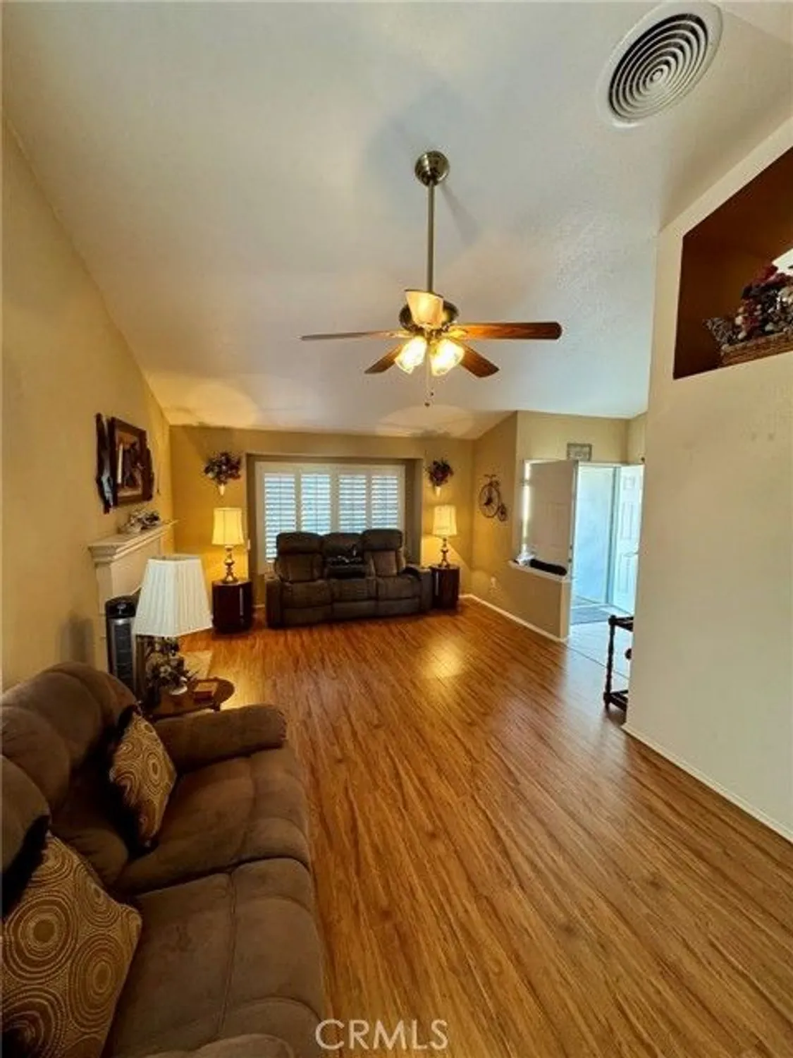 Property Slideshow image 11 of 40 | 29383 lake forest dr, Menifee, CA, 92586