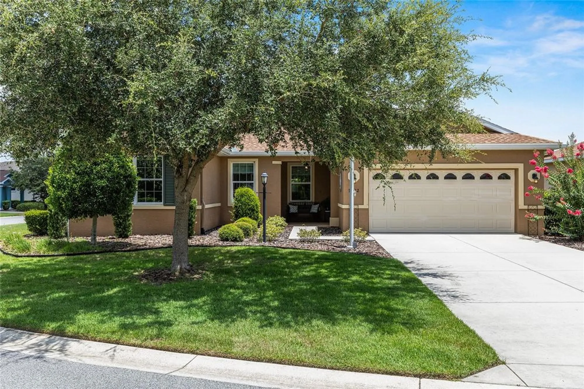 Property Slideshow image 3 of 43 | 9222 sw 97th cir, Ocala, FL, 34481