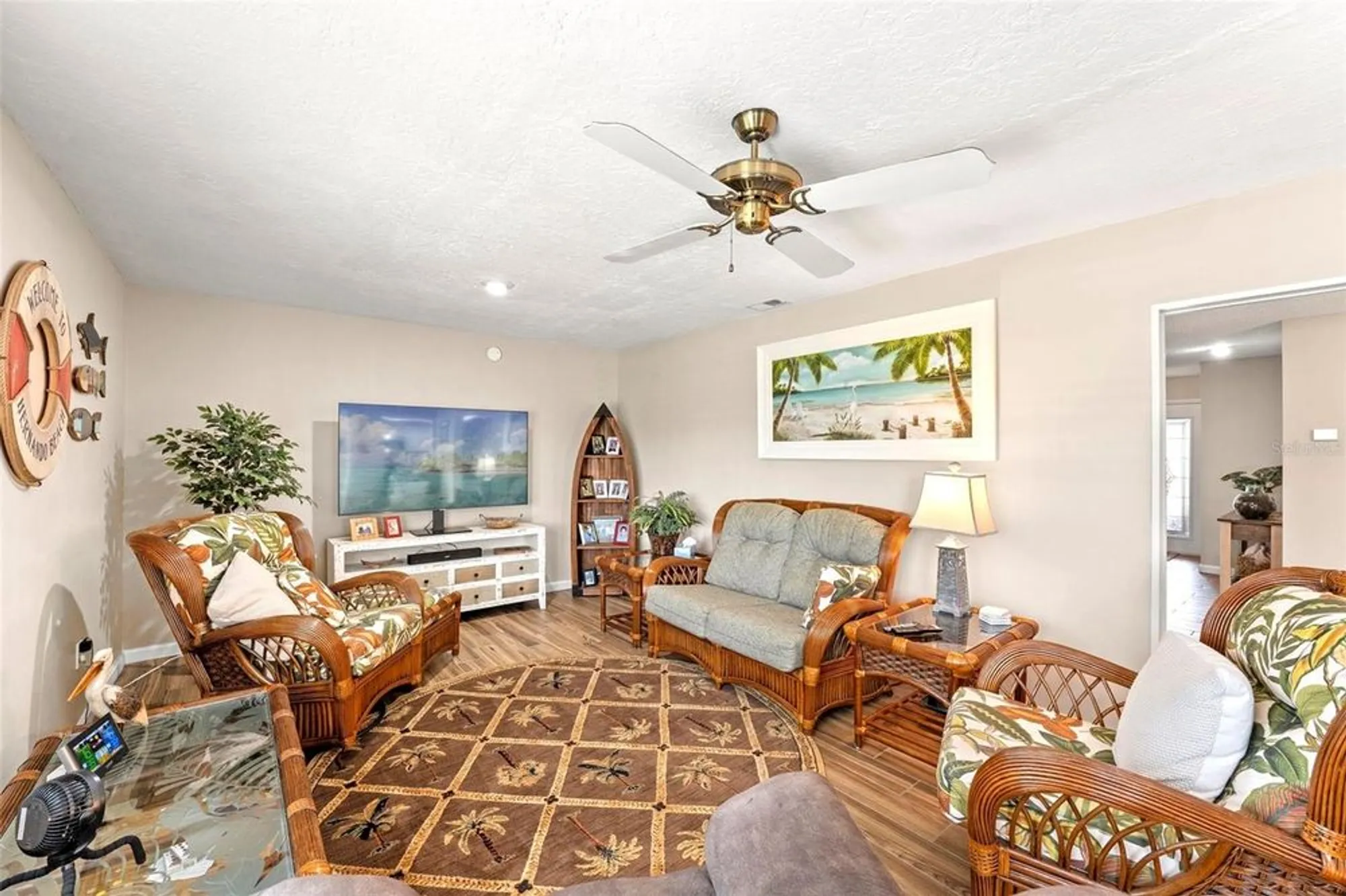 Property Slideshow image 10 of 48 | 6282 darien way, Spring Hill, FL, 34606