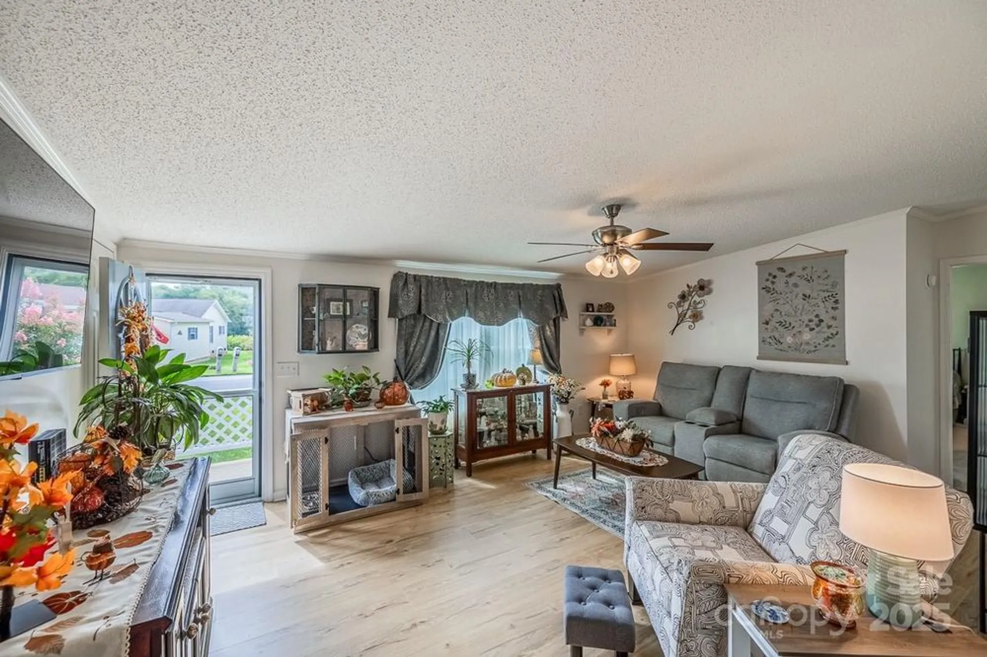 Property Slideshow image 7 of 43 | 445 riverwind dr, Hendersonville, NC, 28739