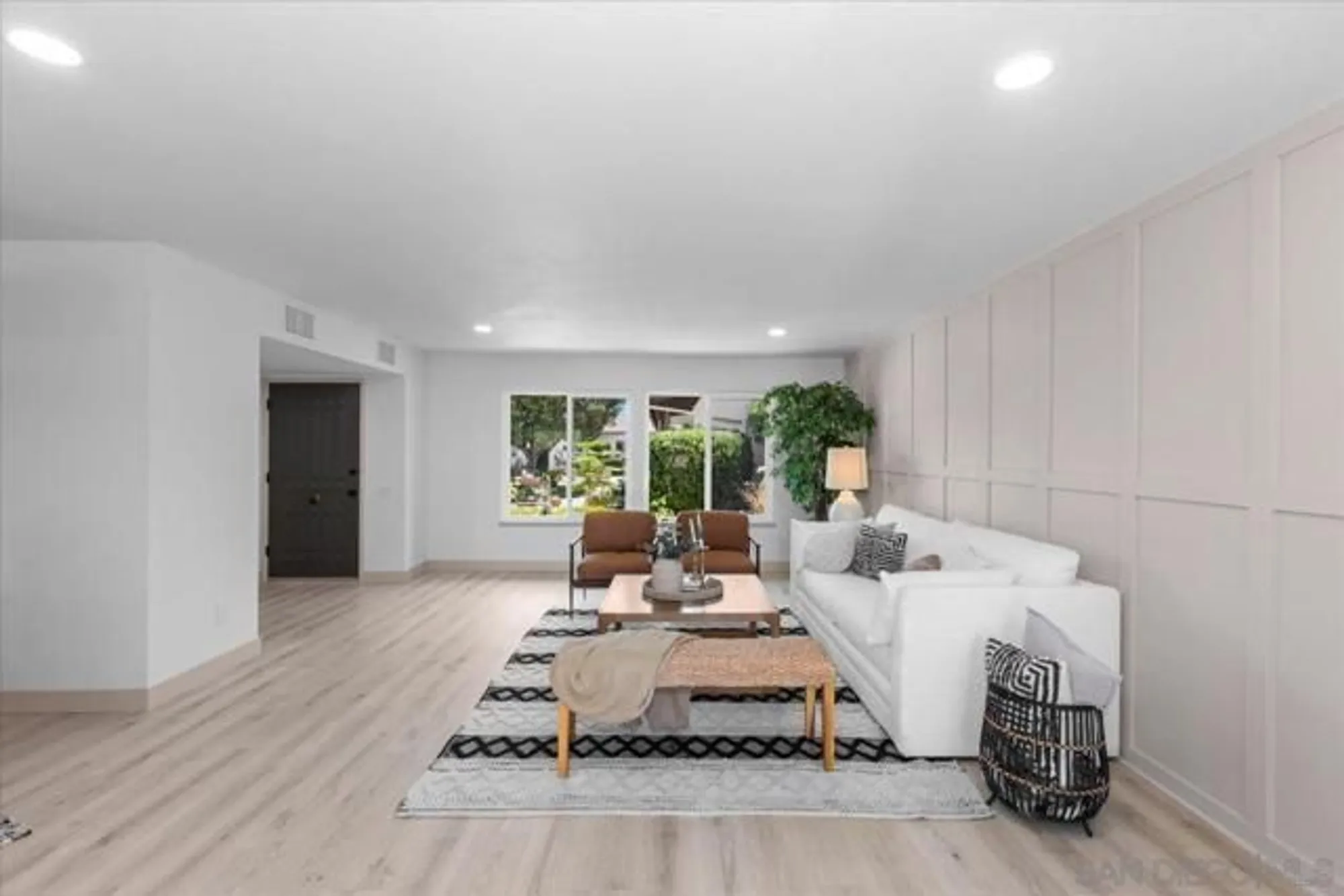 Property Slideshow image 9 of 51 | 16566 caminito vecinos 31, San Diego, CA, 92128