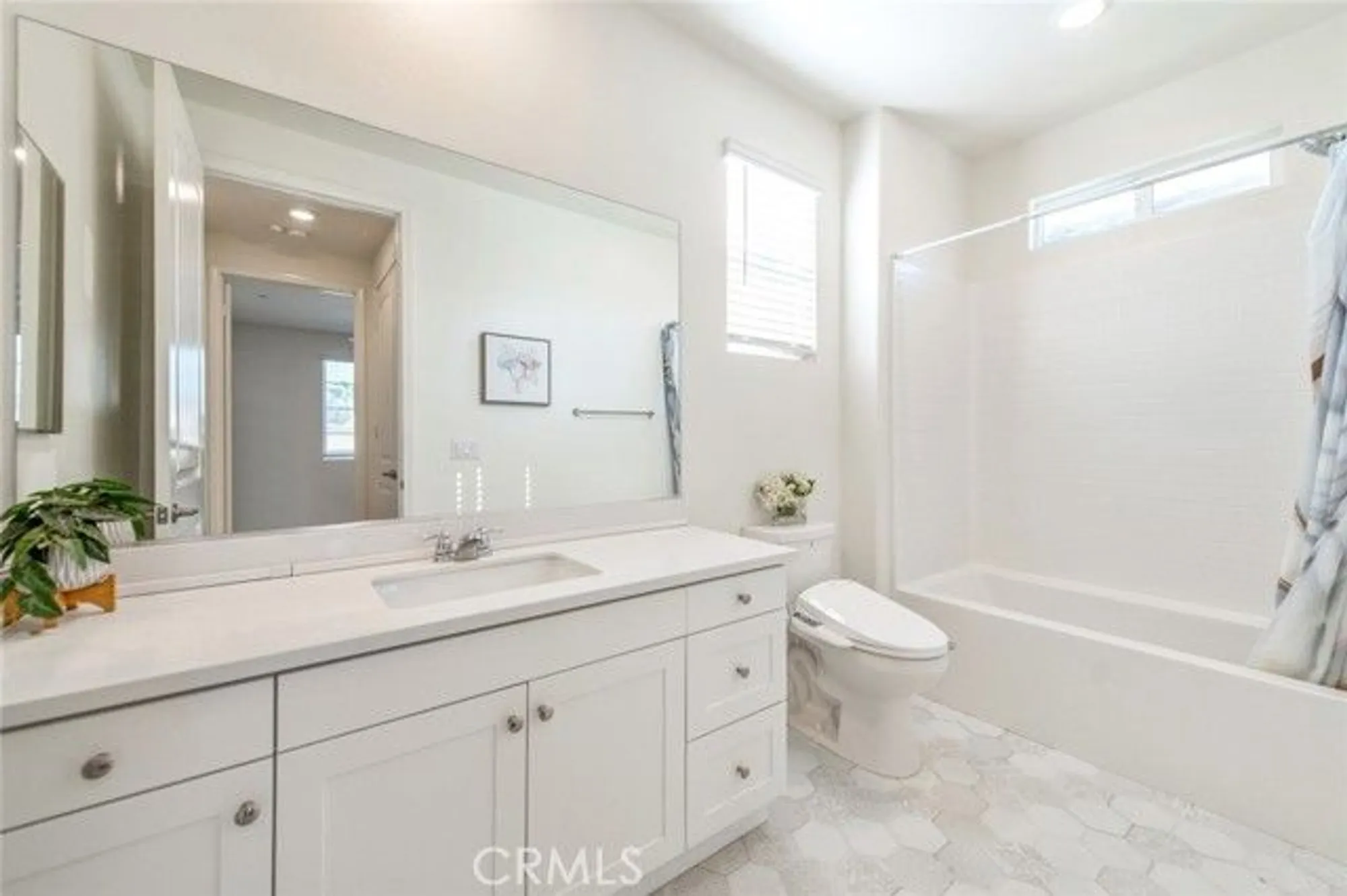 Property Slideshow image 19 of 50 | 4522 s afton privado, Ontario, CA, 91761