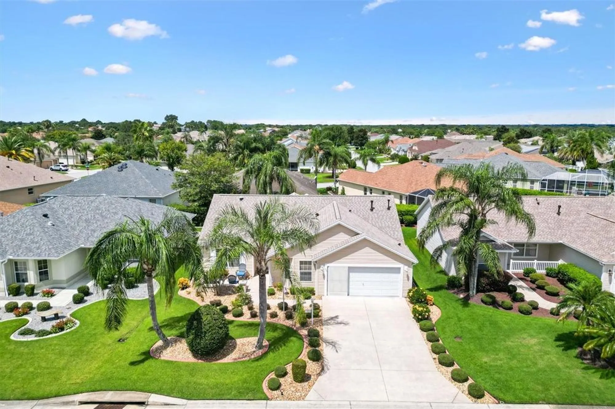 Property Slideshow image 38 of 43 | 1884 poppy cir, The Villages, FL, 32162