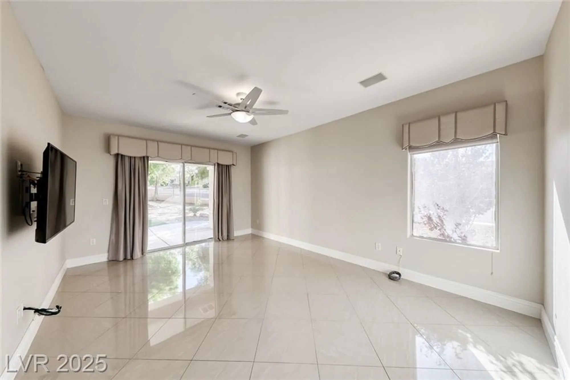 Property Slideshow image 22 of 52 | 1898 wallingford st, Henderson, NV, 89052