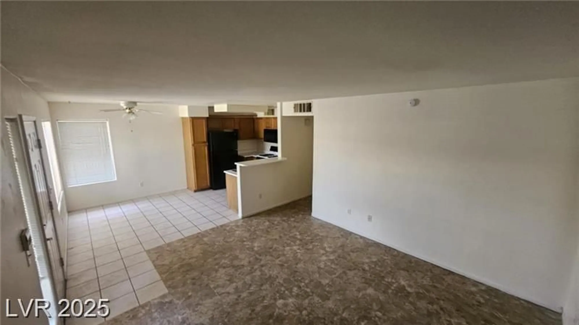 Property Slideshow image 12 of 41 | 3425 e russell rd 164, Las Vegas, NV, 89120