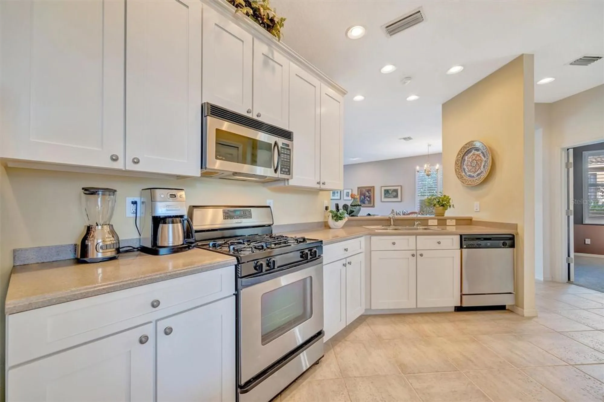 Property Slideshow image 4 of 37 | 4265 cascade falls dr, Sarasota, FL, 34243