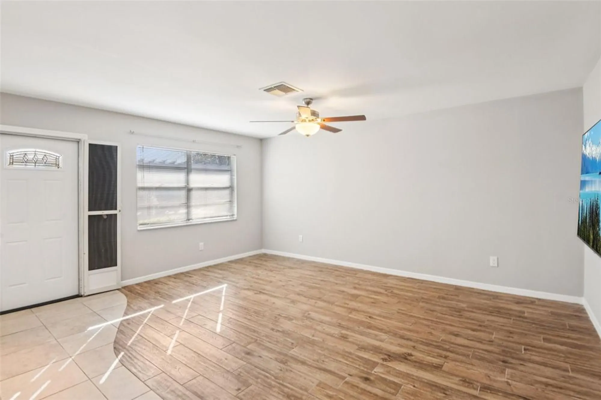 Property Slideshow image 8 of 63 | 2304 glenmore cir 327, Sun City Center, FL, 33573