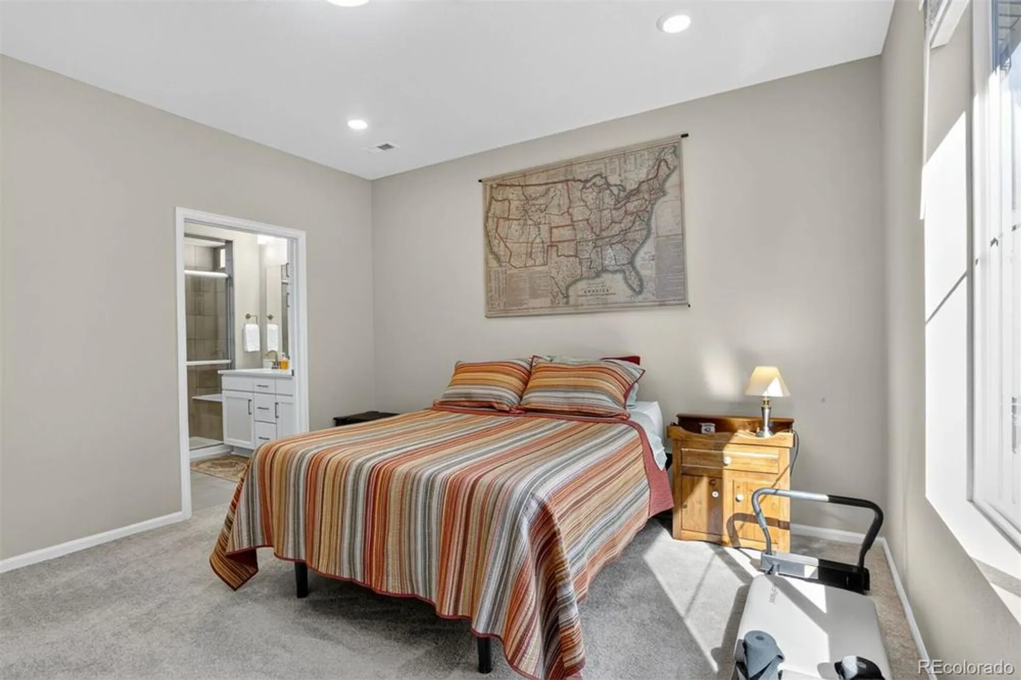 Property Slideshow image 13 of 35 | 5136 n quemoy ct, Aurora, CO, 80019