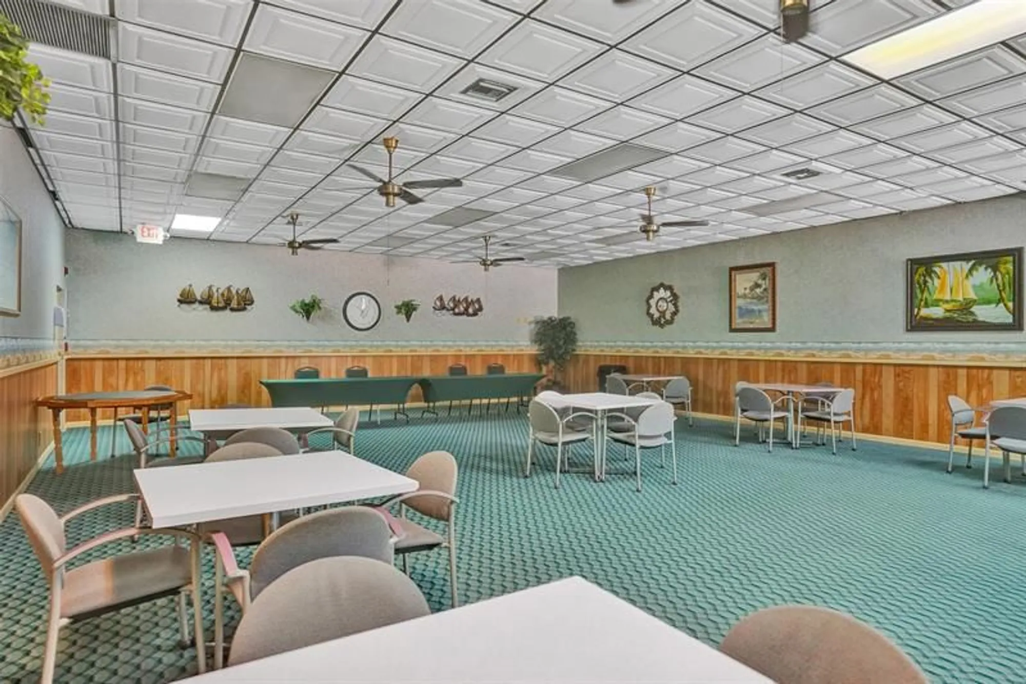 Property Slideshow image 37 of 48 | 1101 colony point cir 403, Pembroke Pines, FL, 33026