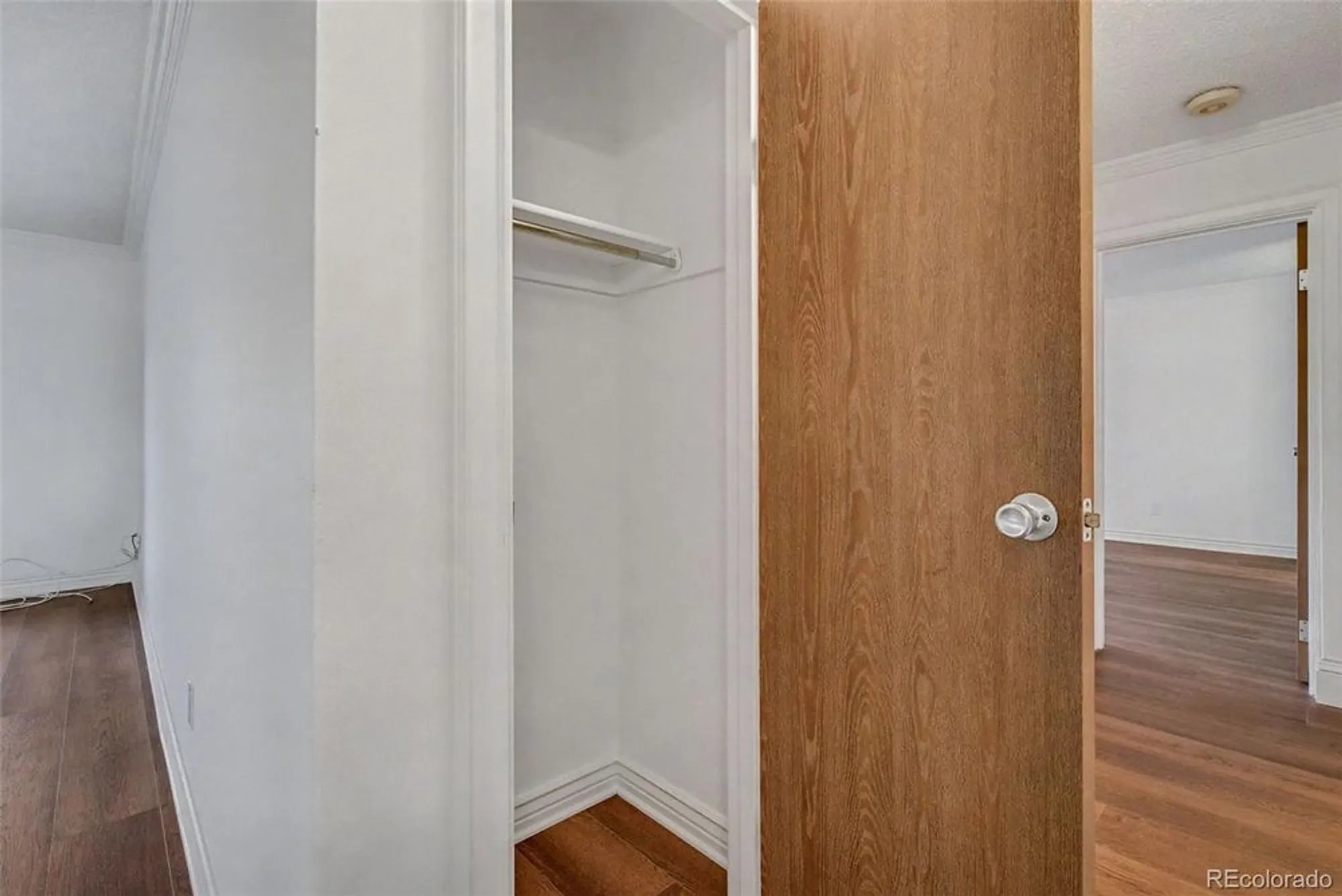 Property Slideshow image 14 of 50 | 14390 e marina dr 302, Aurora, CO, 80014