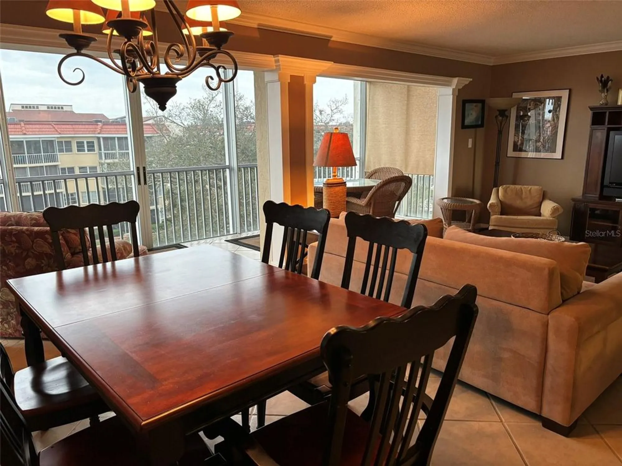 Property Slideshow image 7 of 19 | 1325 s portofino dr 309, Sarasota, FL, 34242