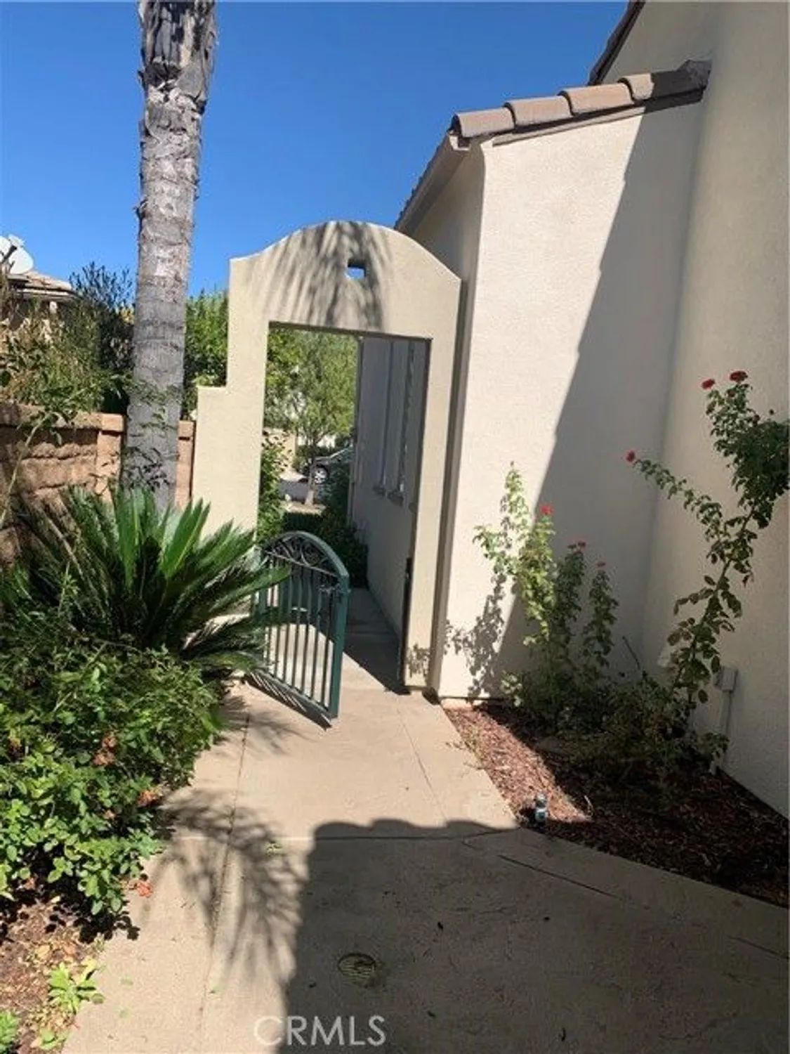 Property Slideshow image 27 of 32 | 23741 spruce meadow ct, Valencia, CA, 91354