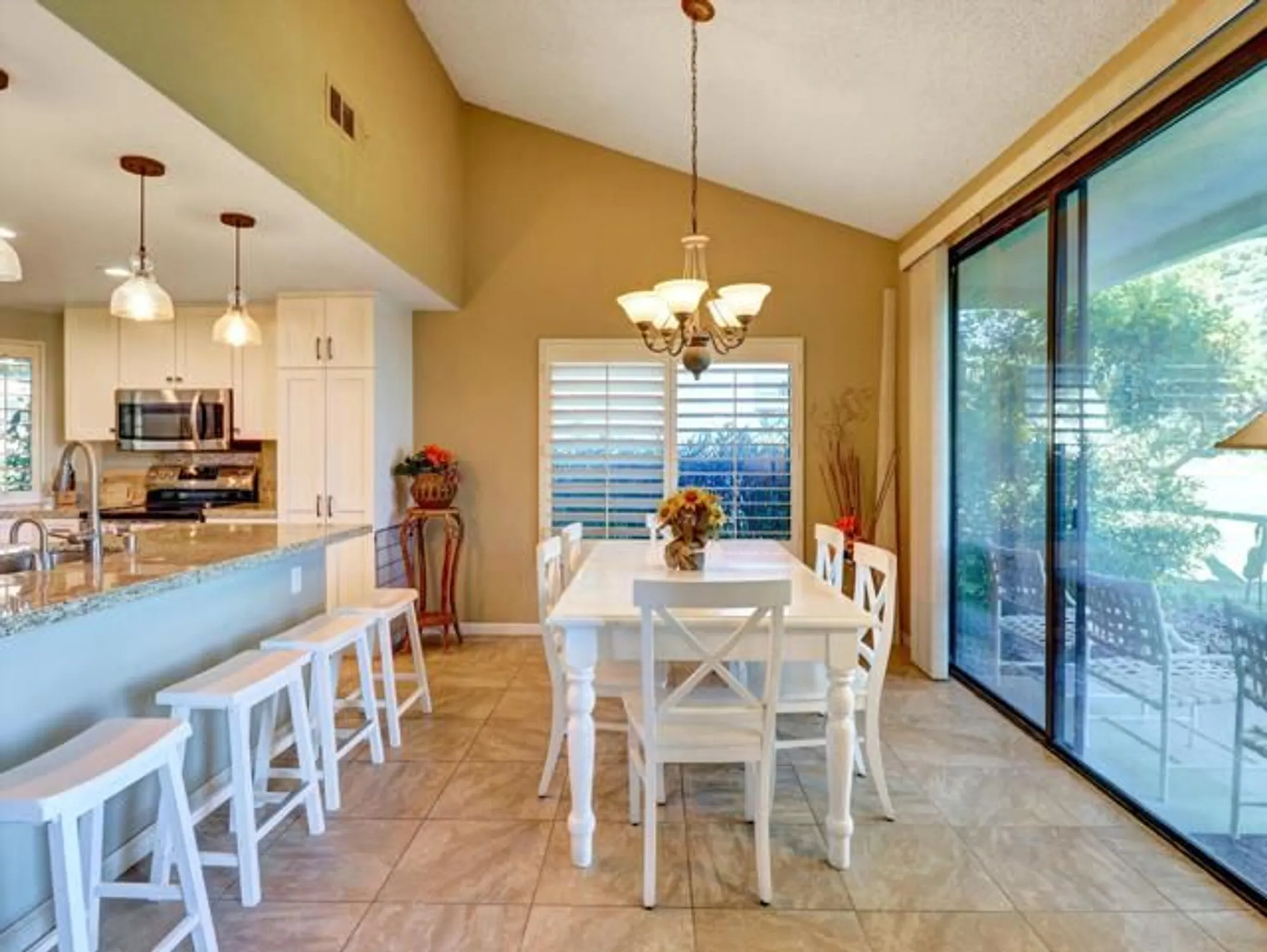 Property Slideshow image 6 of 24 | 54671 inverness way, La Quinta, CA, 92253