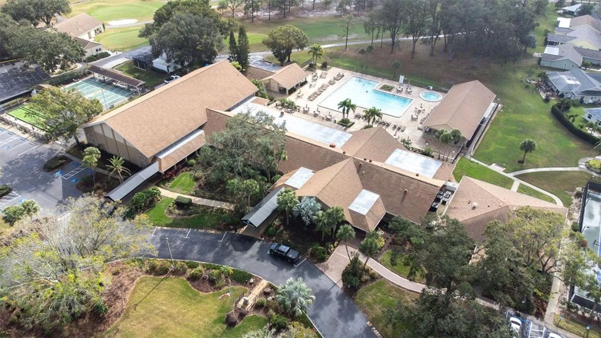 Property Slideshow image 49 of 62 | 3466 maclaren dr, Palm Harbor, FL, 34684