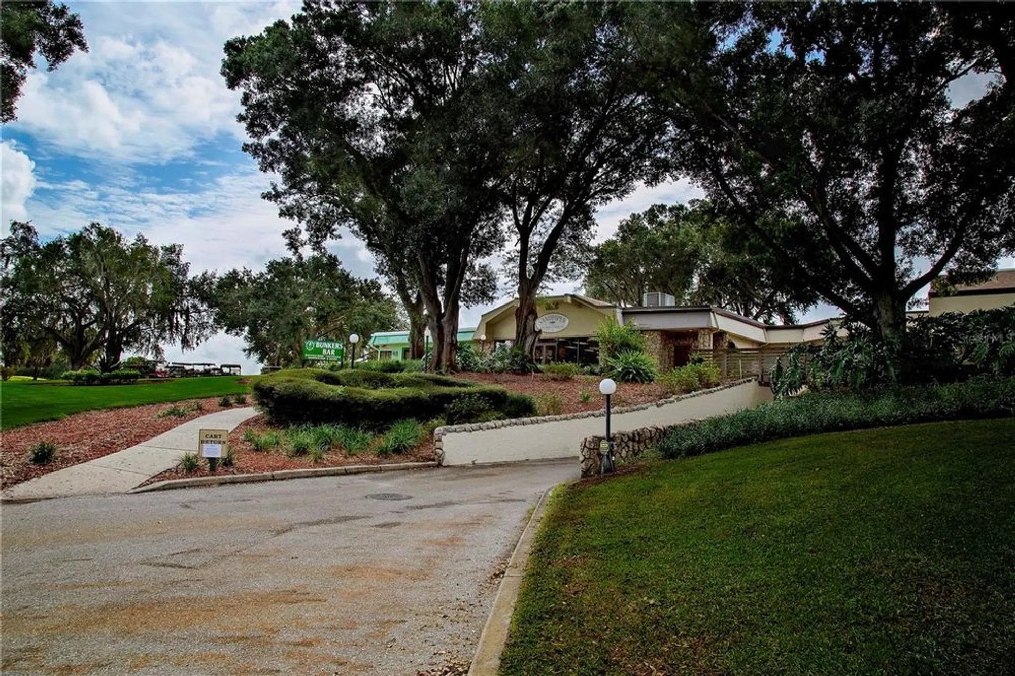 Property Slideshow image 43 of 61 | 2039 berry roberts dr, Sun City Center, FL, 33573