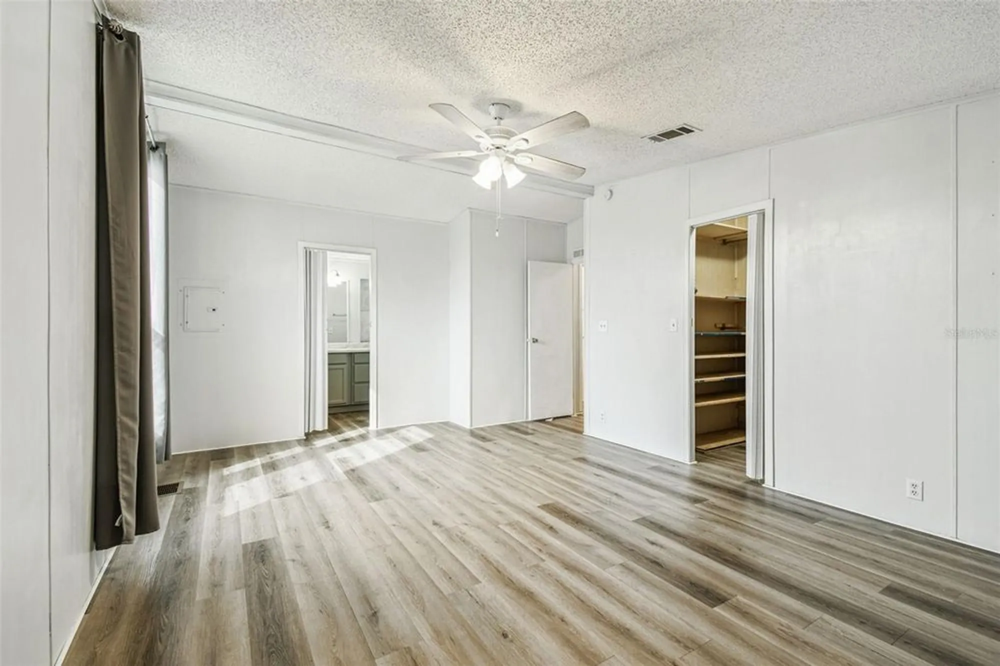 Property Slideshow image 46 of 77 | 1811 sherwood hill dr, Lakeland, FL, 33810