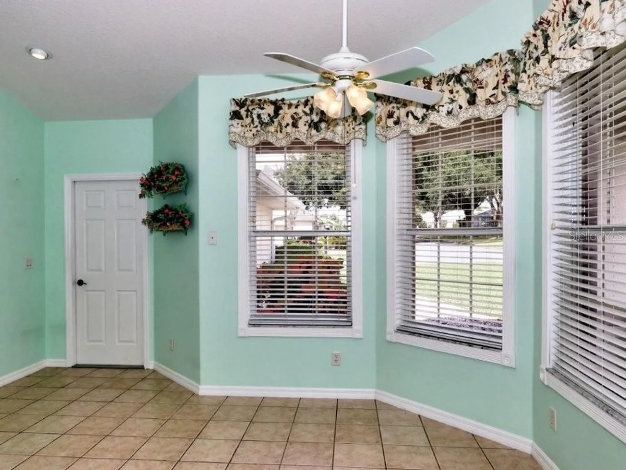 Property Slideshow image 7 of 33 | 4854 glen coe st, Leesburg, FL, 34748