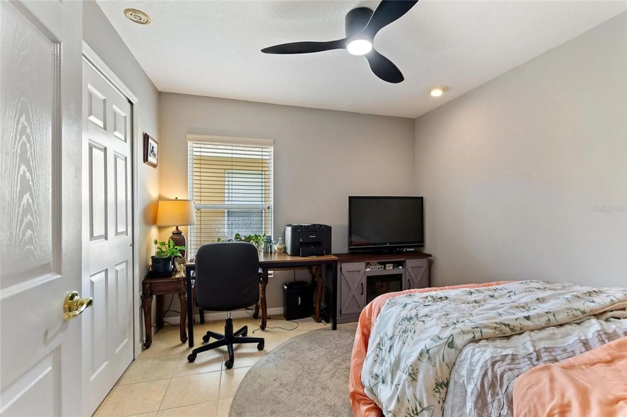 Property Slideshow image 21 of 49 | 504 millifiora ln, Kissimmee, FL, 34759