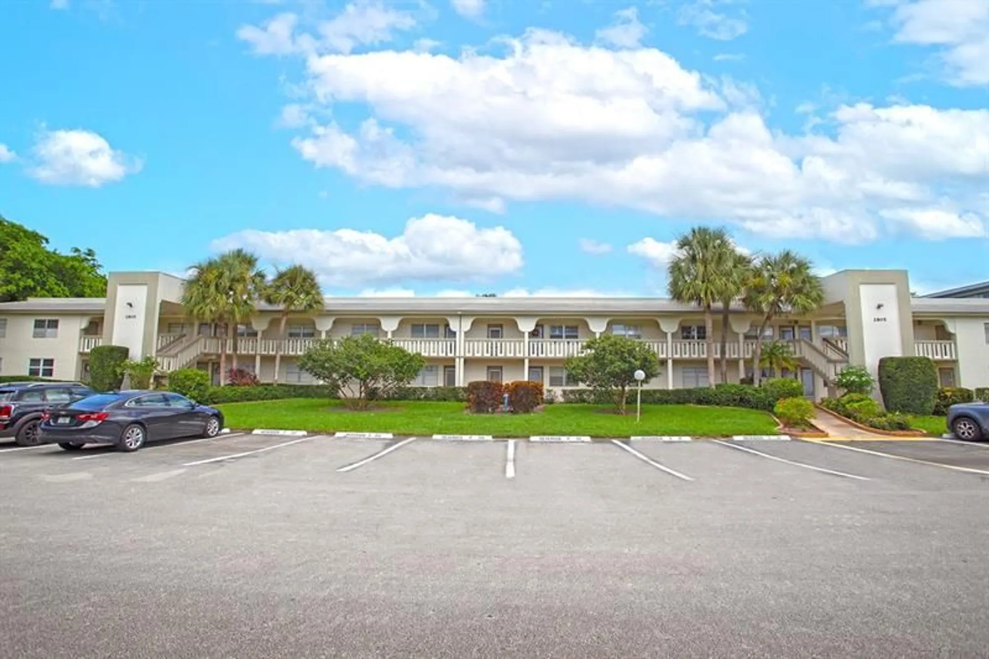 Property Slideshow image 3 of 46 | 2805 victoria way f 2, Coconut Creek, FL, 33066