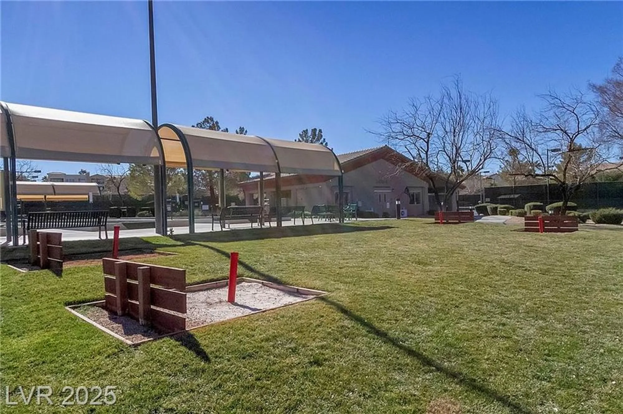 Property Slideshow image 32 of 35 | 2920 foxtail creek ave, Henderson, NV, 89052