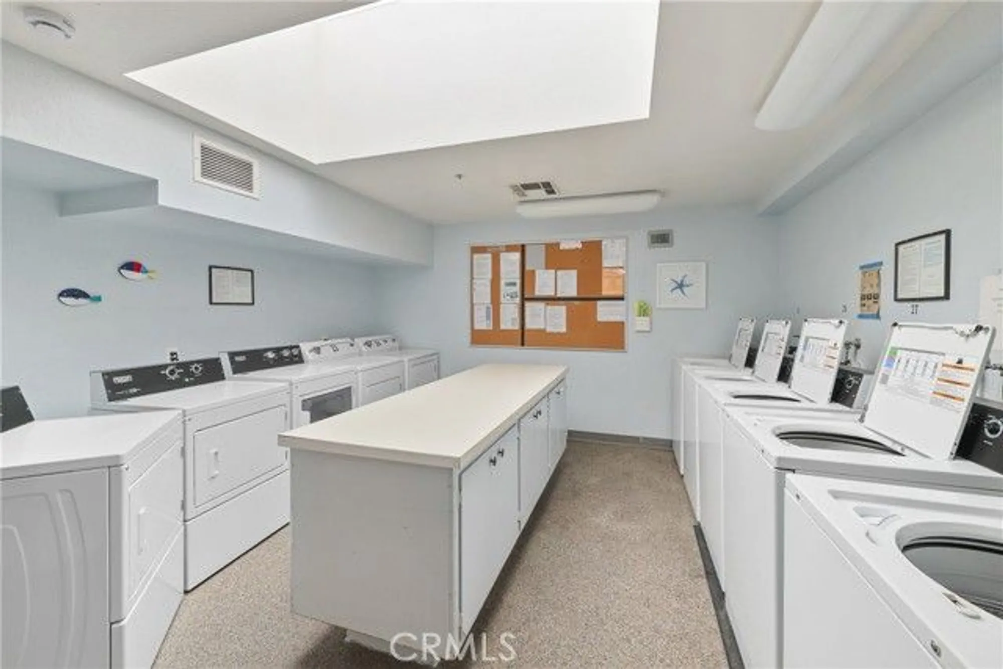 Property Slideshow image 12 of 22 | 13601 del monte dr 73, Seal Beach, CA, 90740