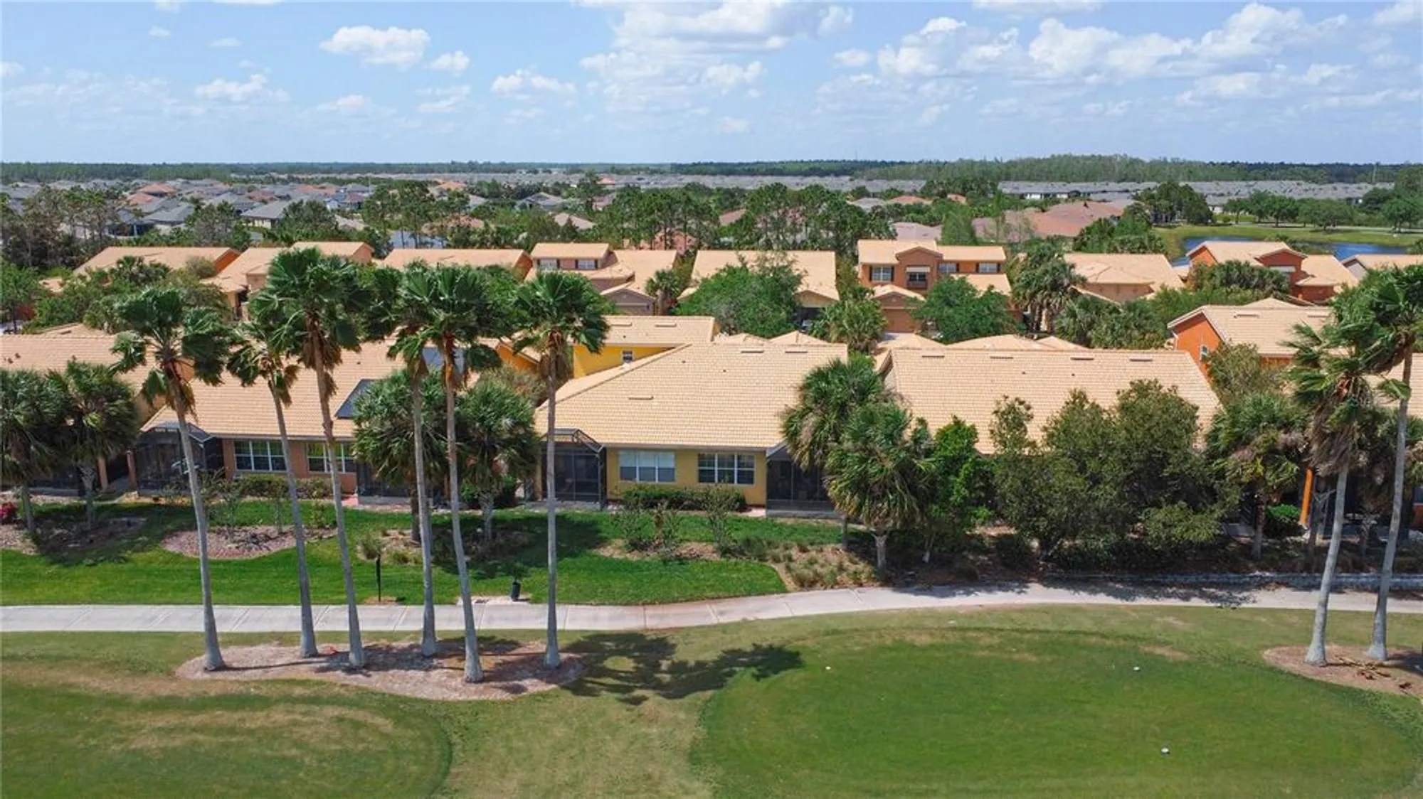 Property Slideshow image 7 of 46 | 2502 palm tree dr, Poinciana, FL, 34759