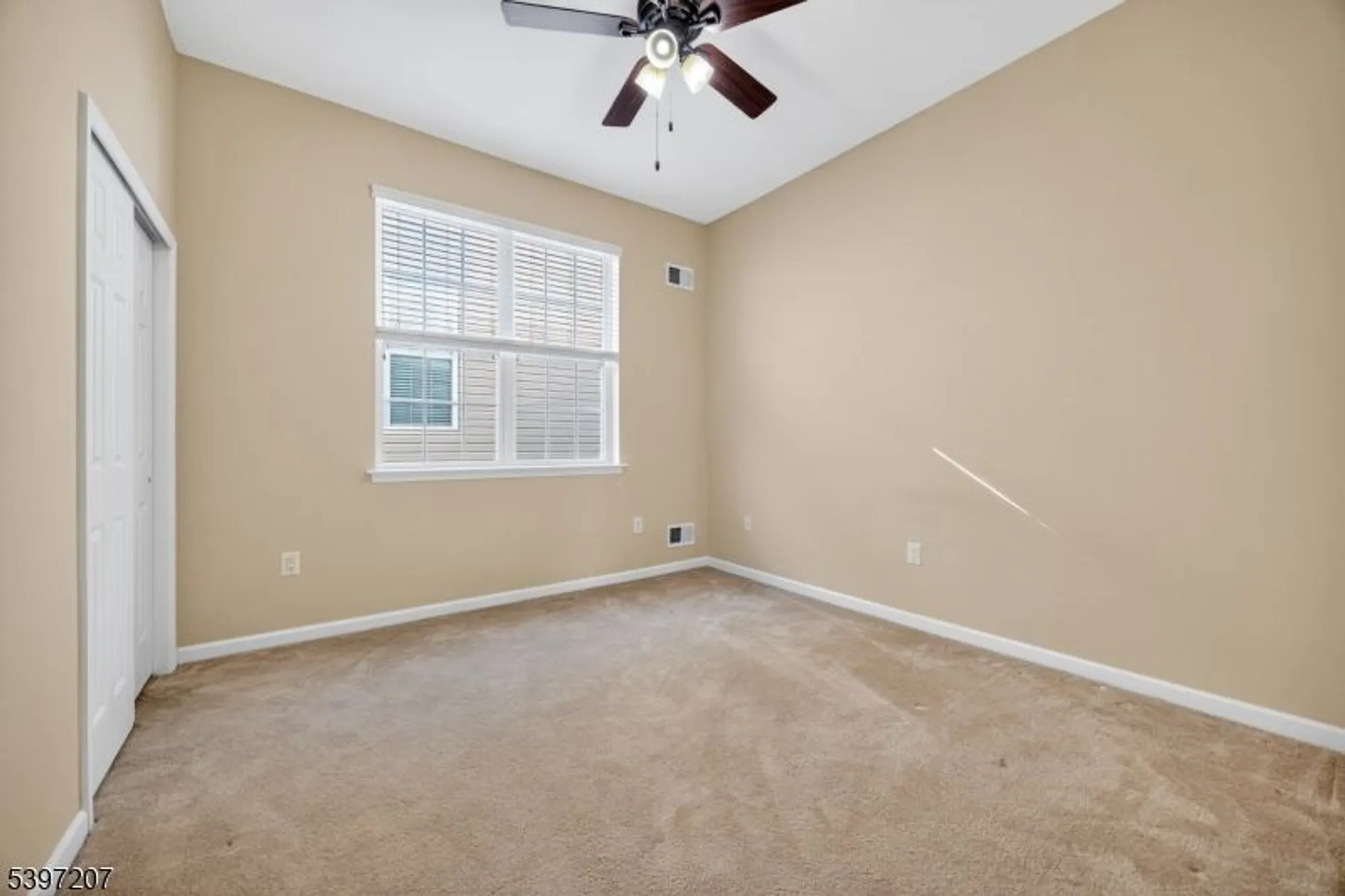 Property Slideshow image 27 of 44 | 24 fisher island ct, Monroe Twp, NJ, 08831