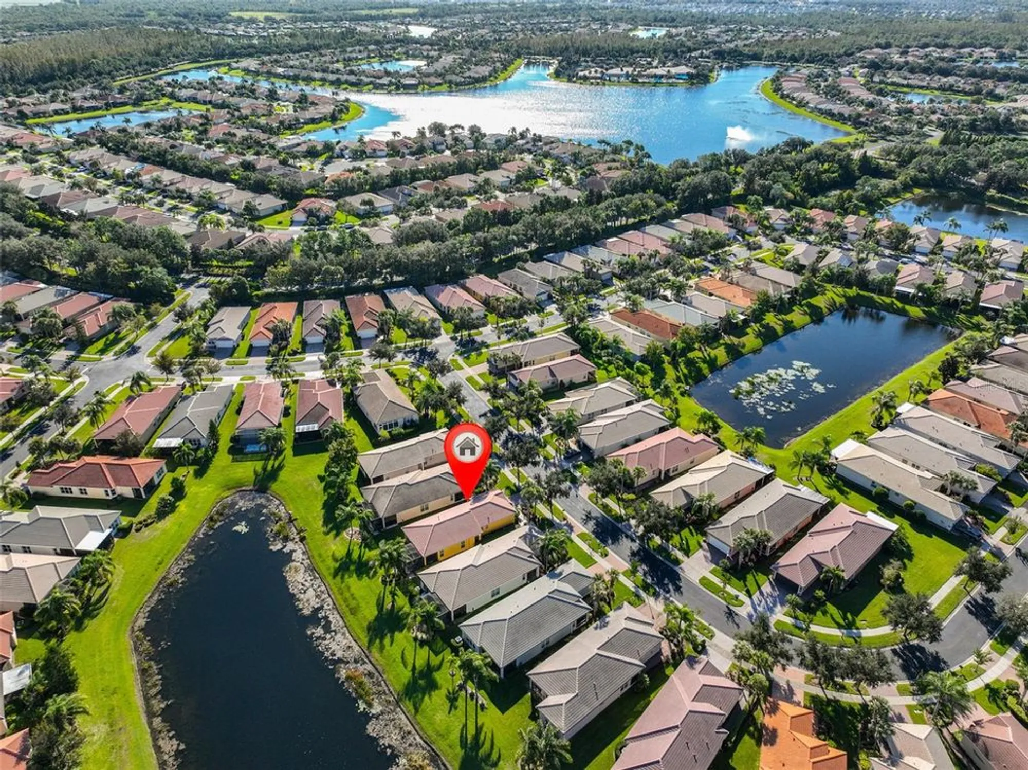 Property Slideshow image 47 of 67 | 15948 cobble mill dr, Wimauma, FL, 33598