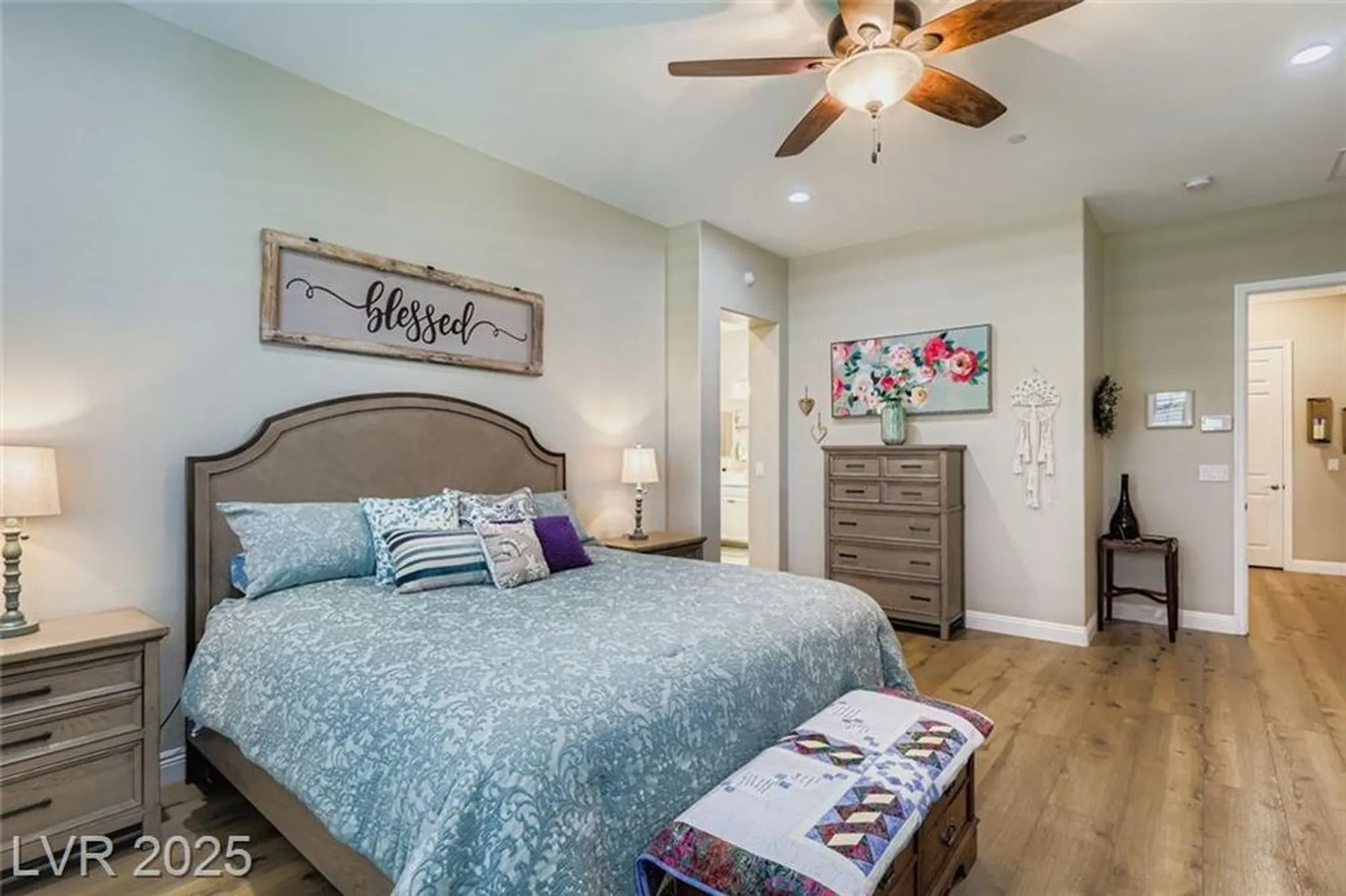 Property Slideshow image 20 of 54 | 768 rocky nook st, Henderson, NV, 89011